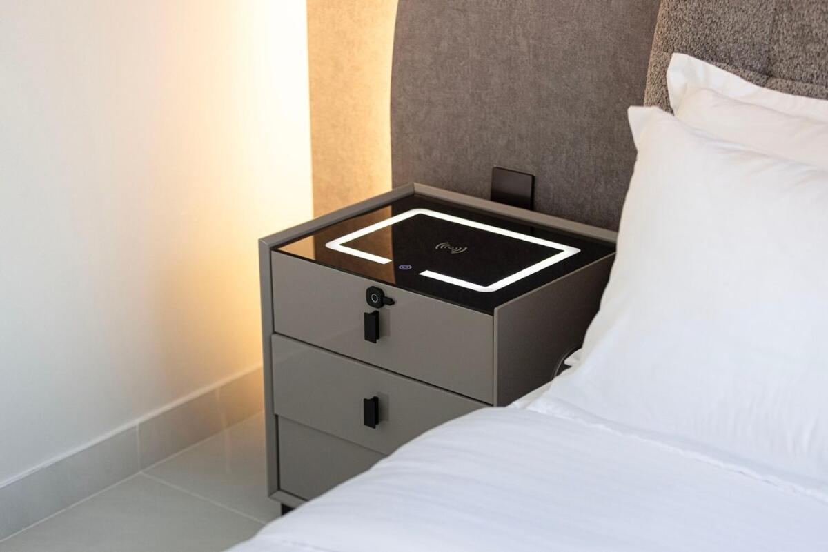 Apartment Modern Stylish 2 Bedroom With Burj Khalifa View Dubai