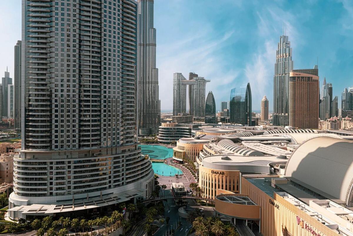 Modern Stylish 2 Bedroom With Burj Khalifa View Apartment