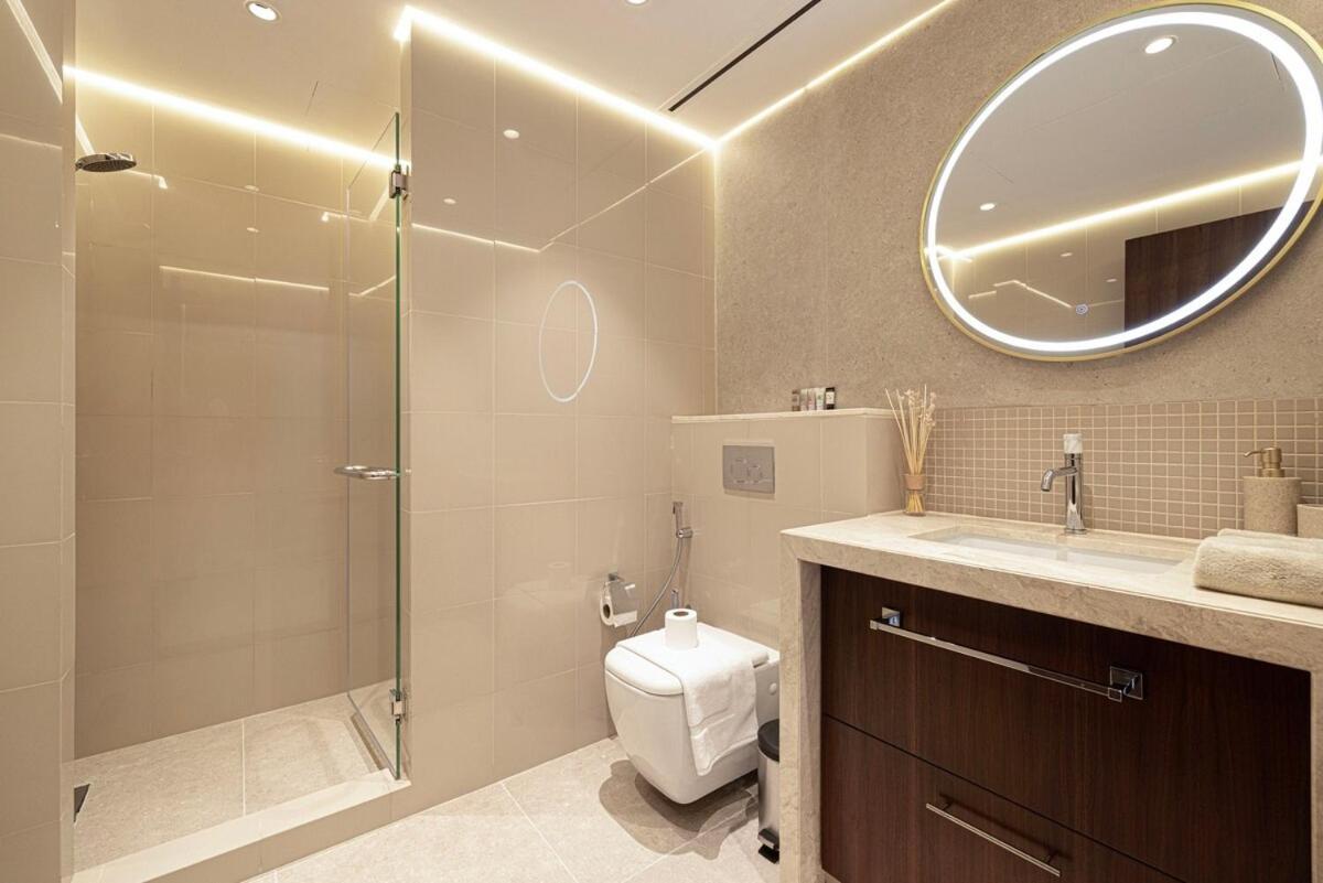Modern Stylish 2 Bedroom With Burj Khalifa View * Dubai