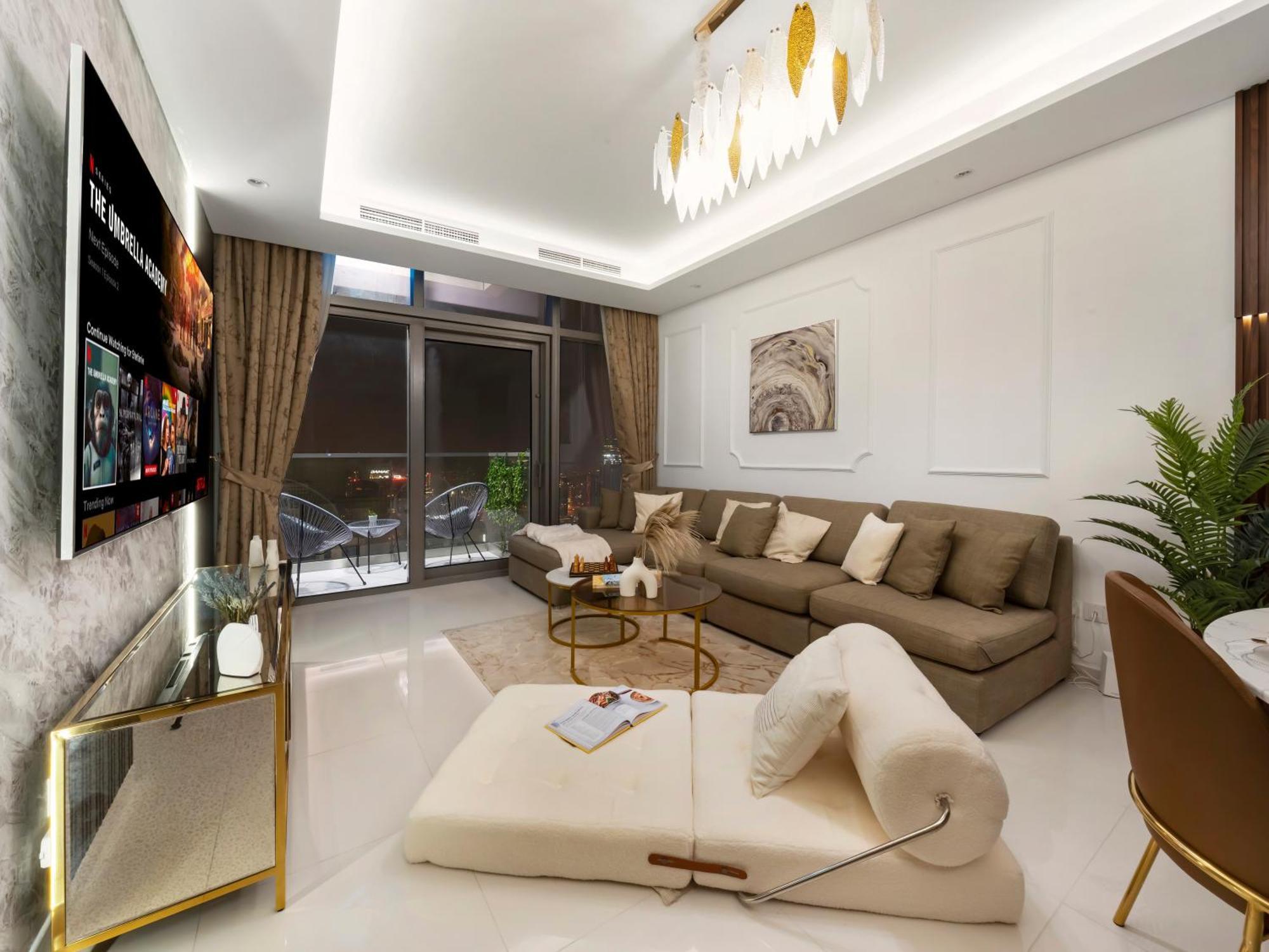 Stunning 2br With Burj View & Infinity Pool Dubai