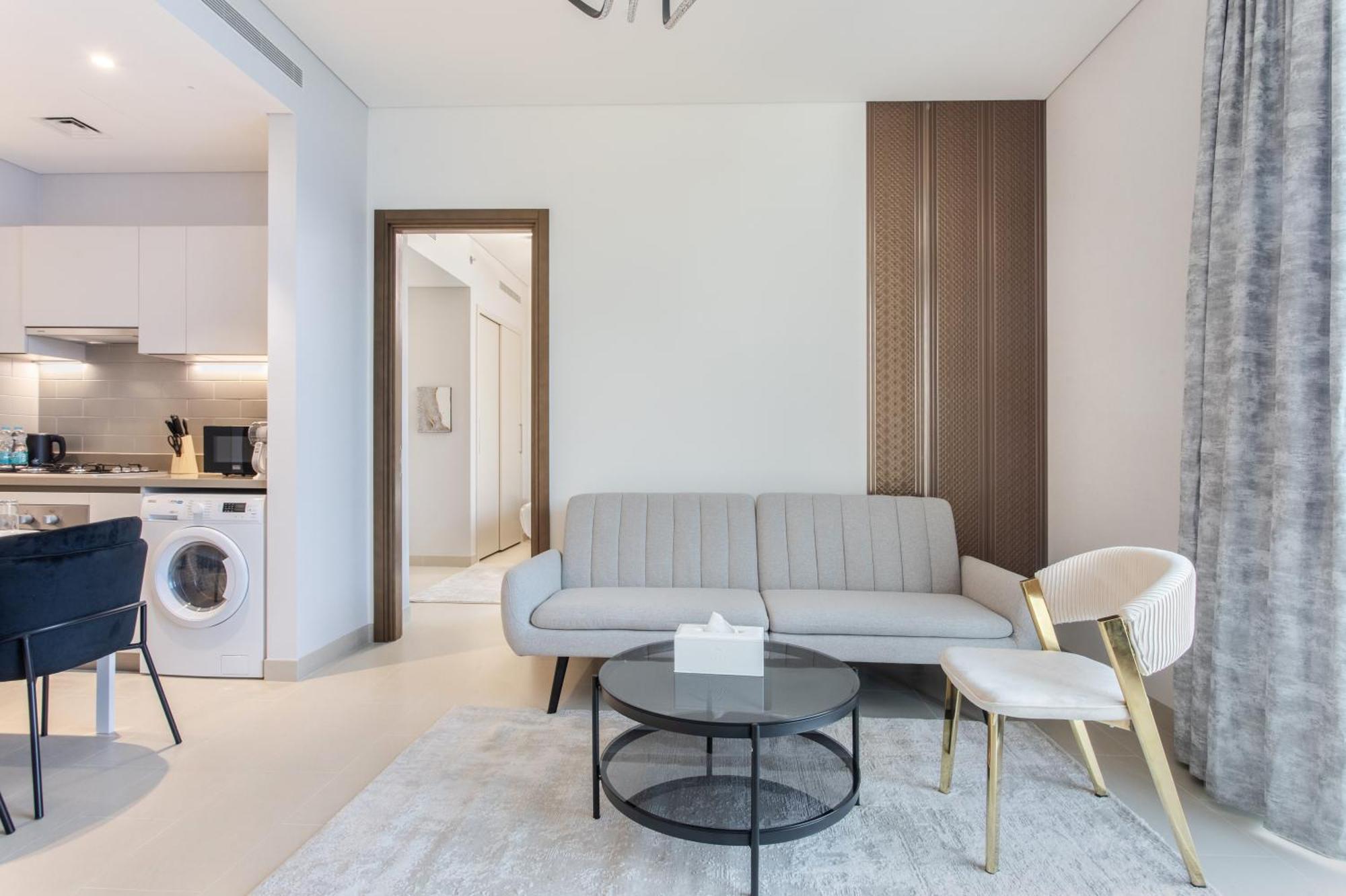 By Latinem Luxury 2br Cv A2802 Near Burj Khalifa *