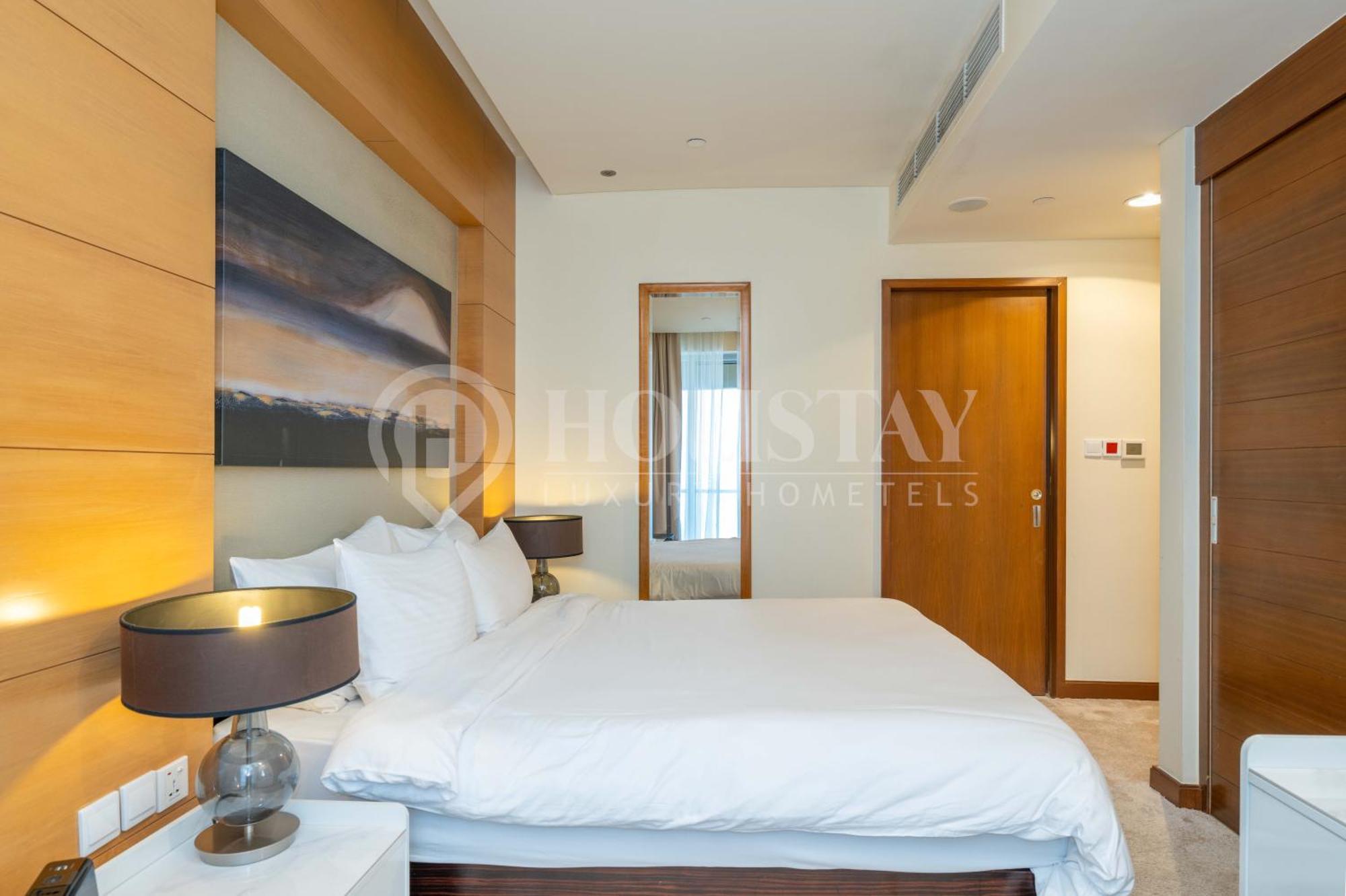 Holistay Luxury Homes - Burj Khalifa View - Direct Access Mall *