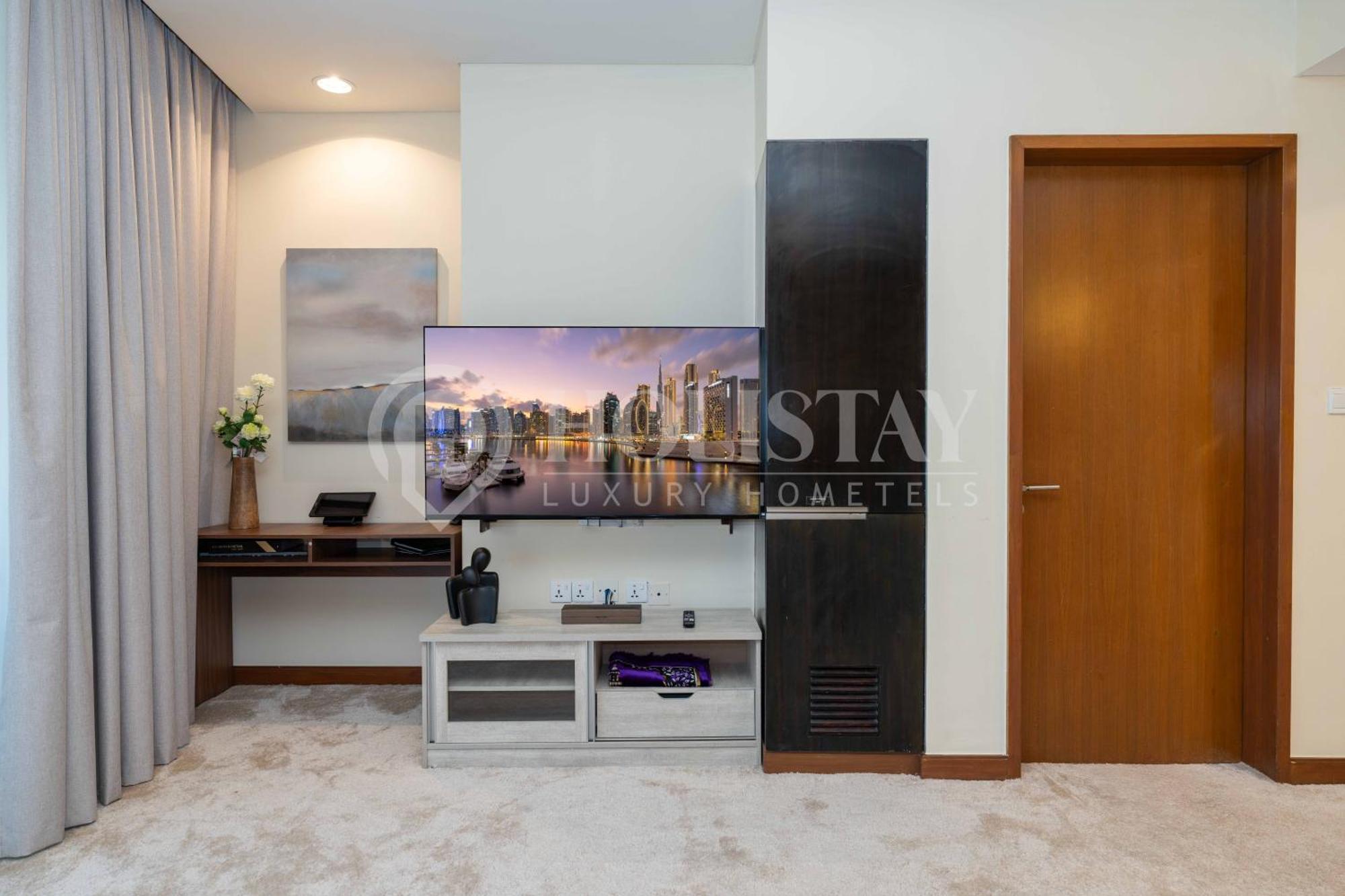 Holistay Luxury Homes - Burj Khalifa View - Direct Access Mall Daire Dubai