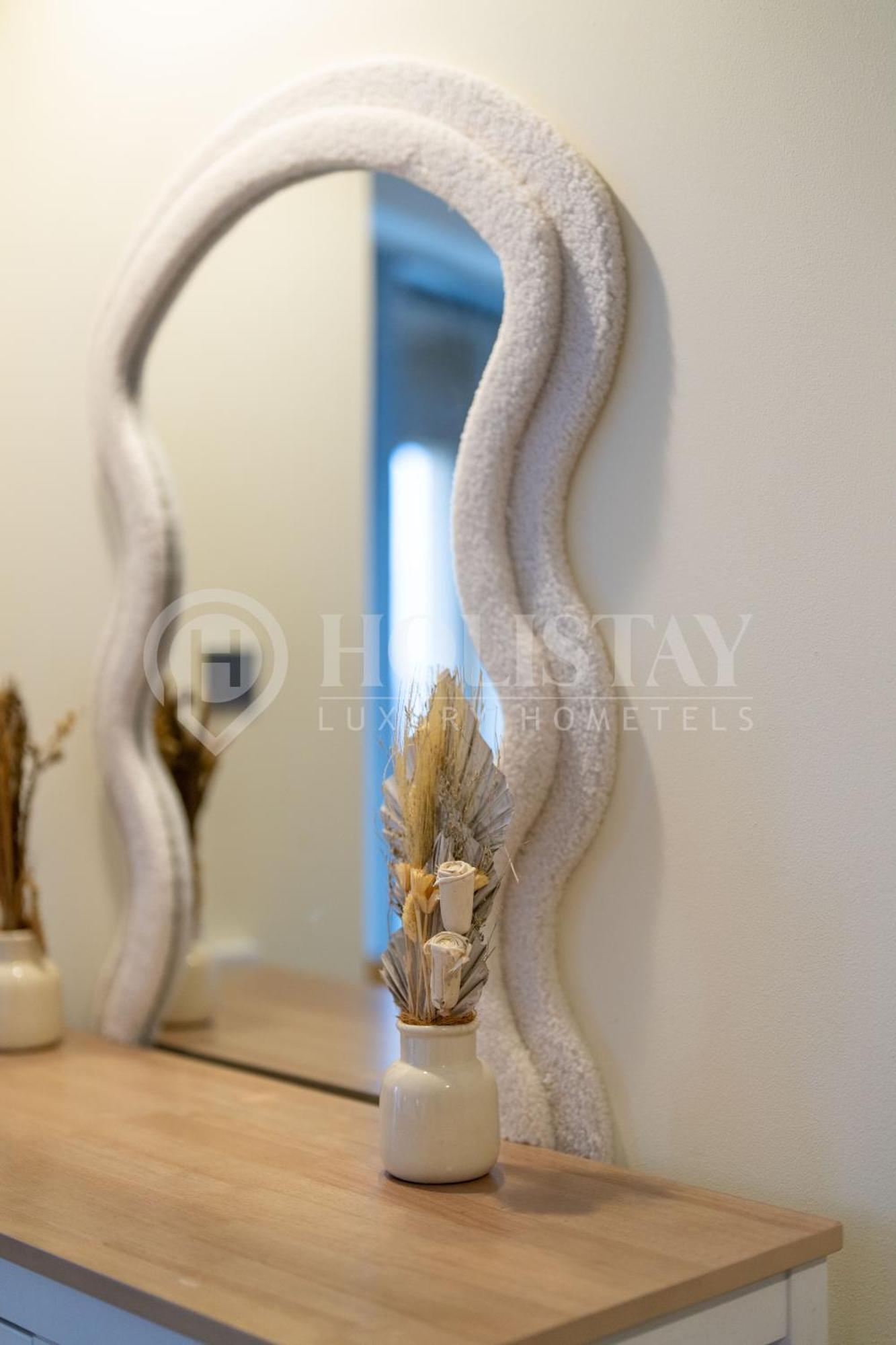 Holistay Luxury Homes - Burj Khalifa View - Direct Access Mall Daire Dubai