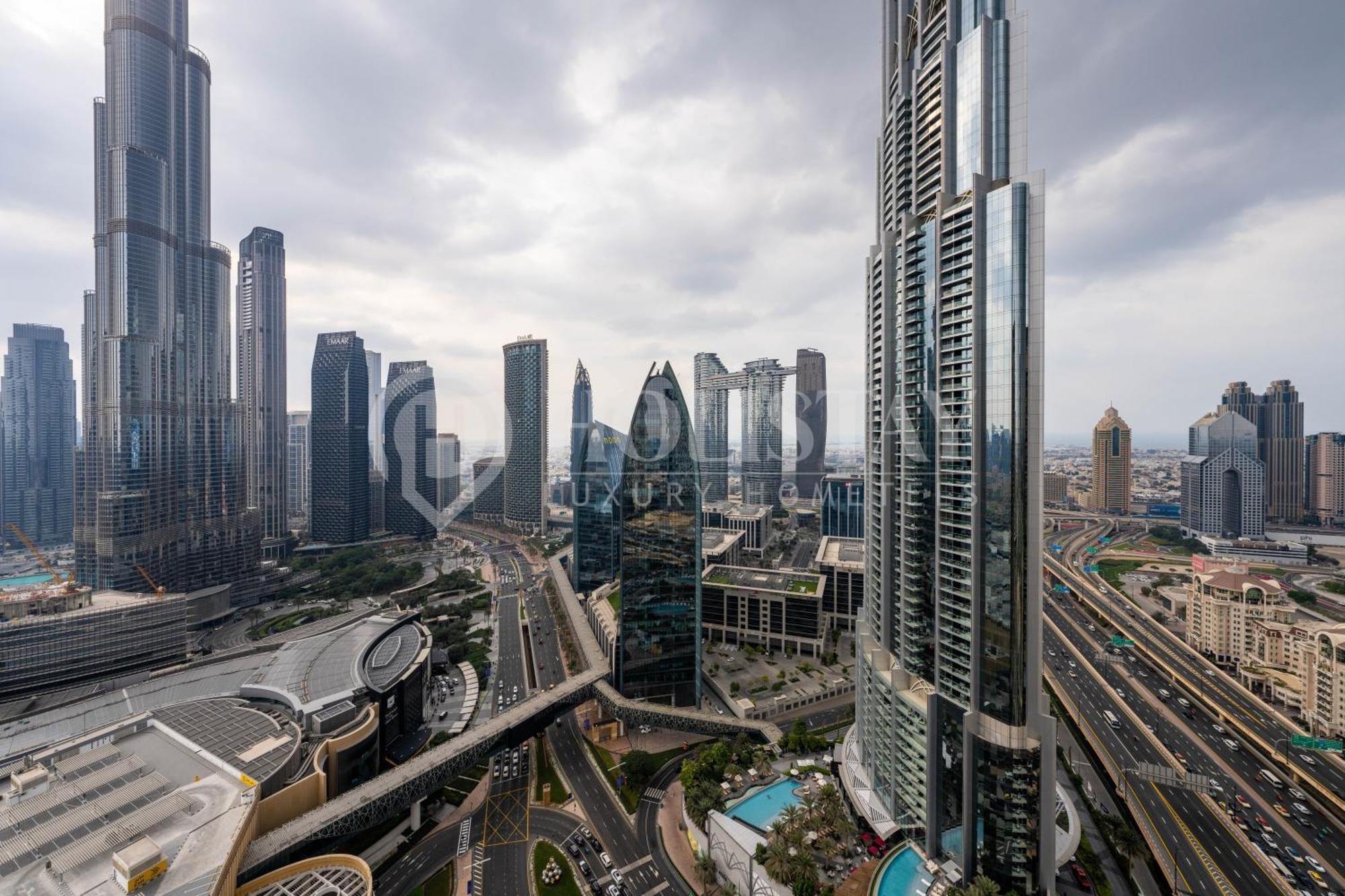 Holistay Luxury Homes - Burj Khalifa View - Direct Access Mall *