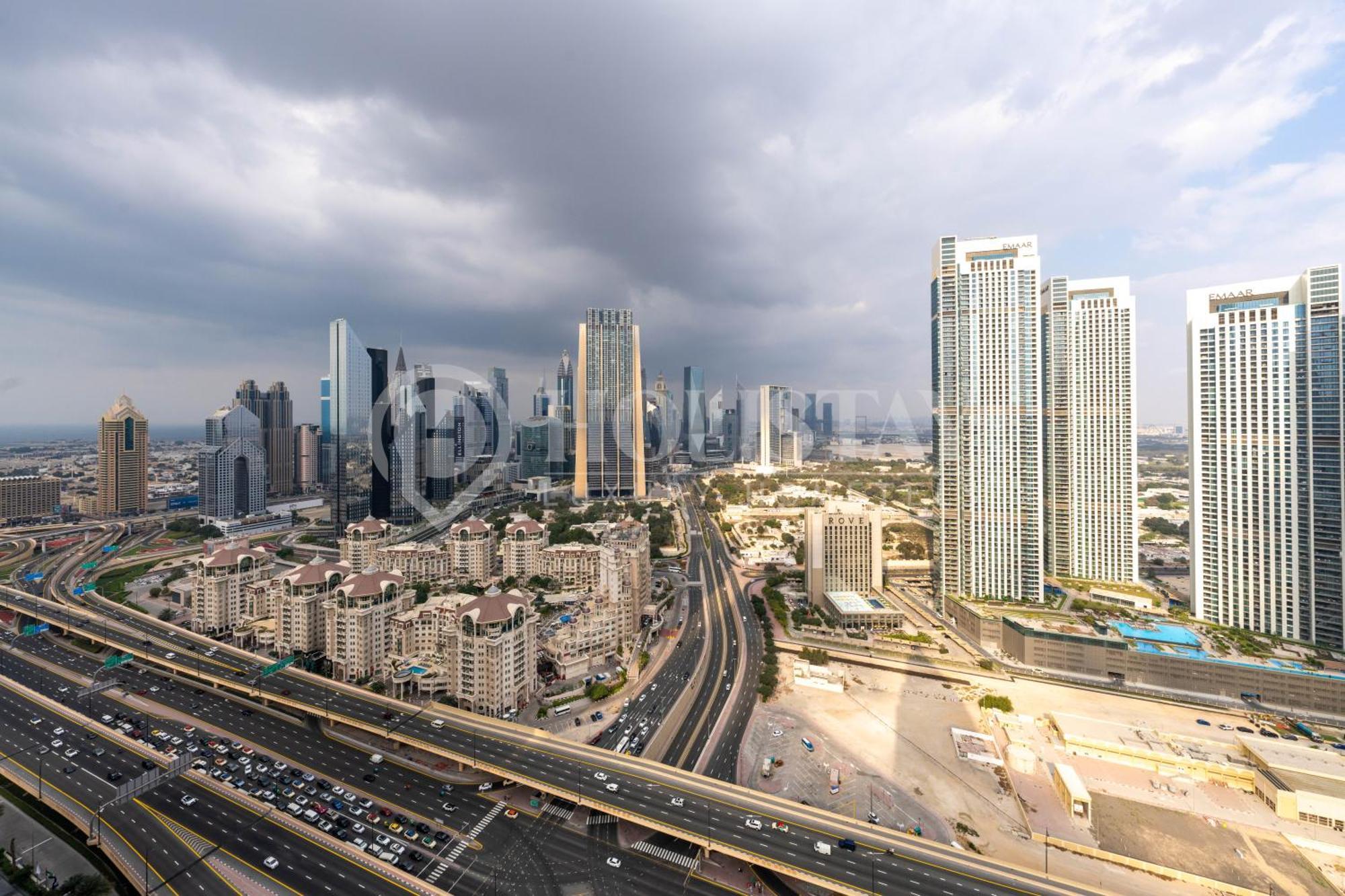 Daire Holistay Luxury Homes - Burj Khalifa View - Direct Access Mall Dubai