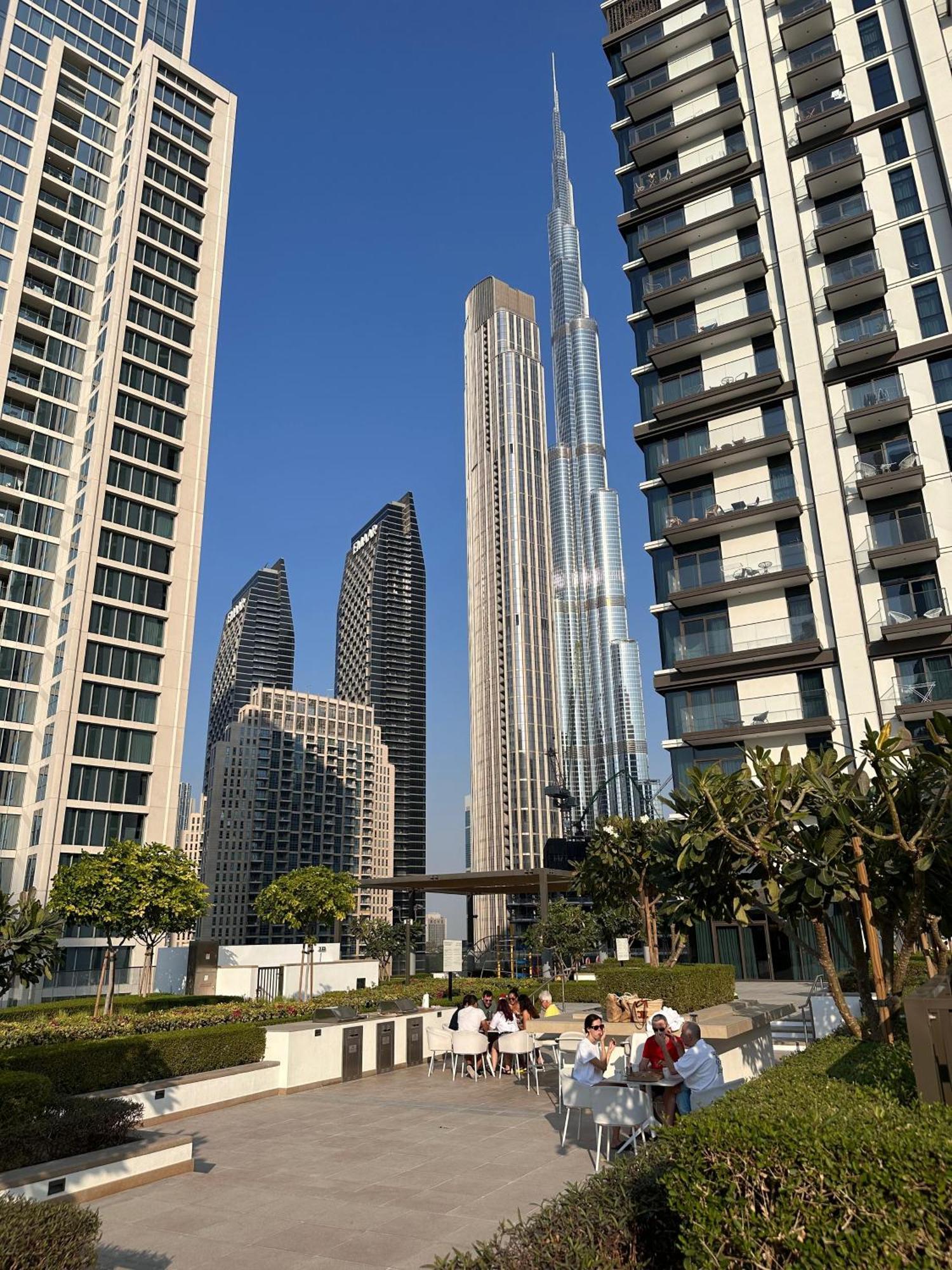 Apartment Stylish New 1br Walk To Burj Khalifa & Mall Dubai