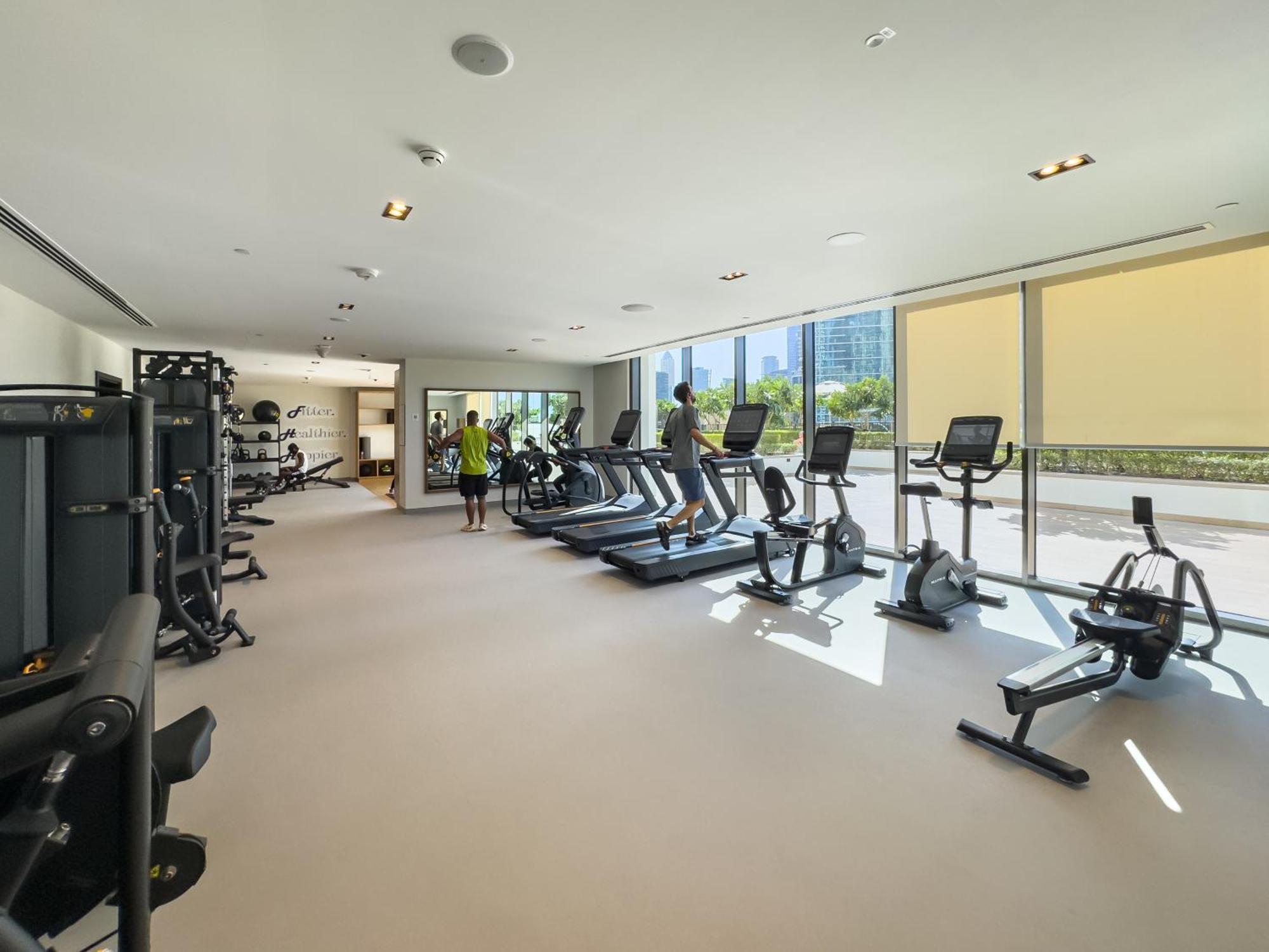 Stylish New 1br Walk To Burj Khalifa & Mall *