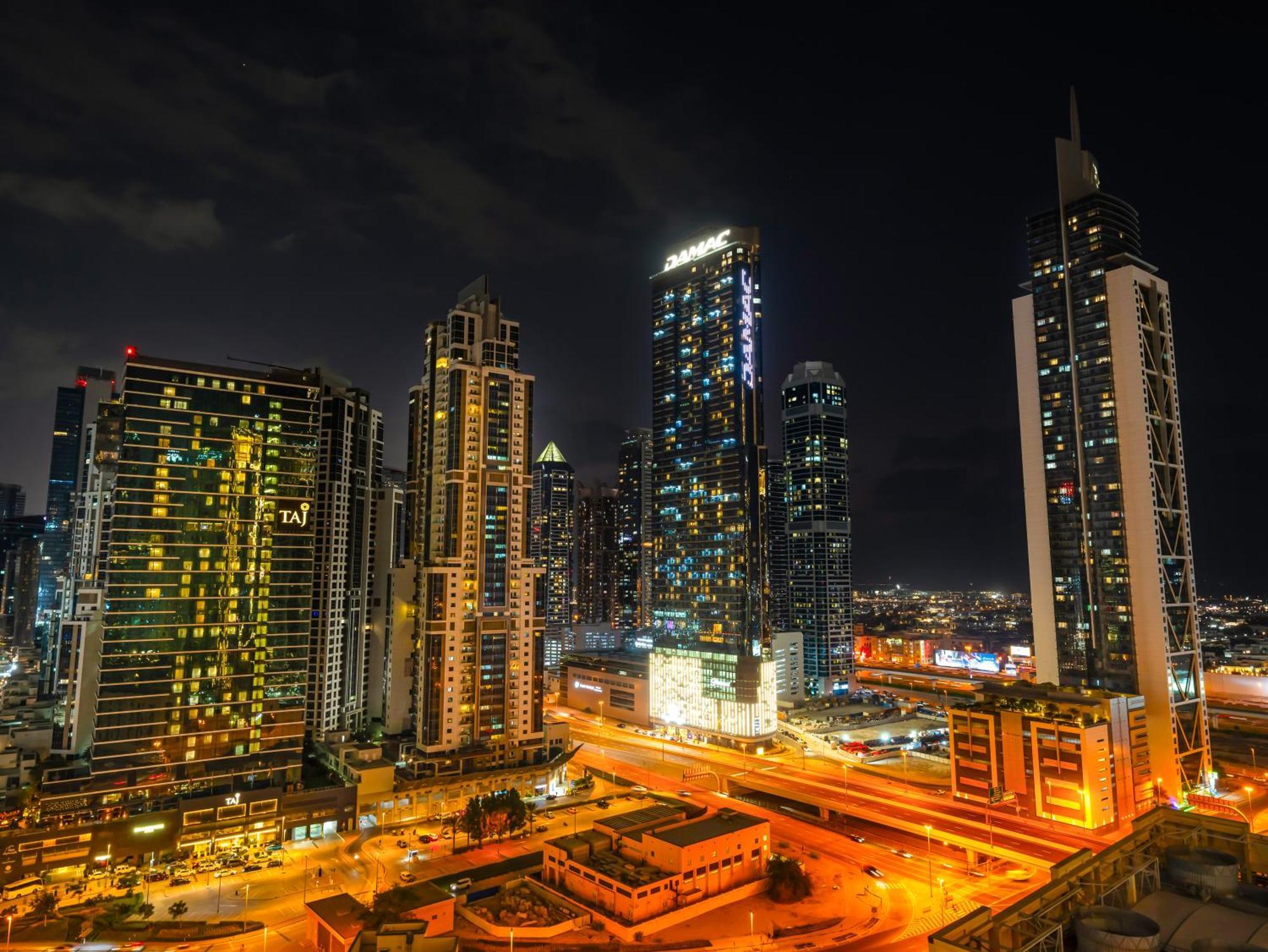 Apartment Stylish New 1br Walk To Burj Khalifa & Mall Dubai