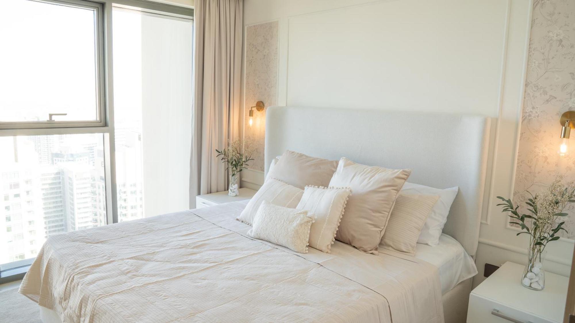 Burj Royale Condo, Close To Mall & Attractions Holiday home Dubai