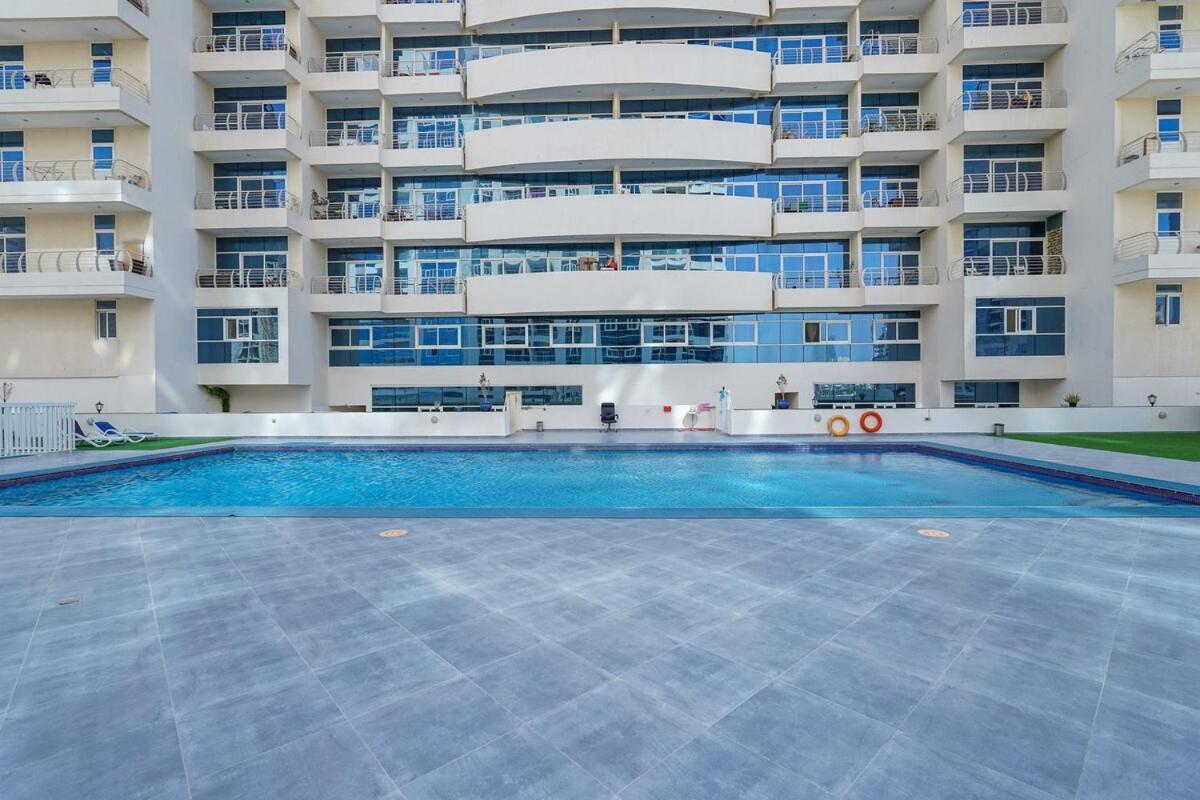 Stylish Perfect For 2 In Sports Apartment