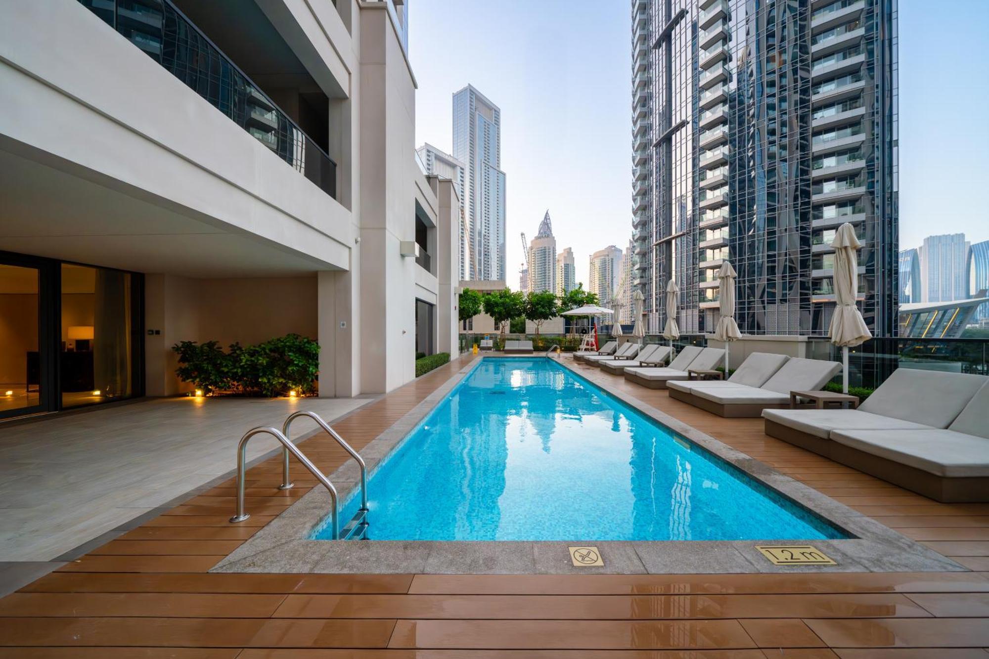 5 Min To Burj & Mall, Pool With Burj View Apartamento *