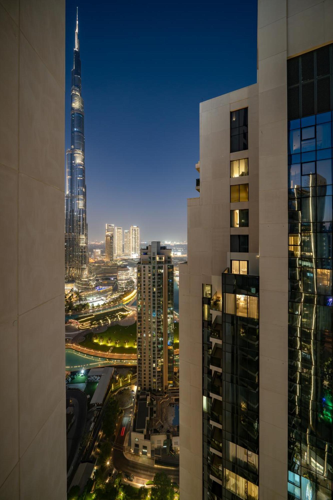 5 Min To Burj & Mall, Pool With Burj View Apartamento *