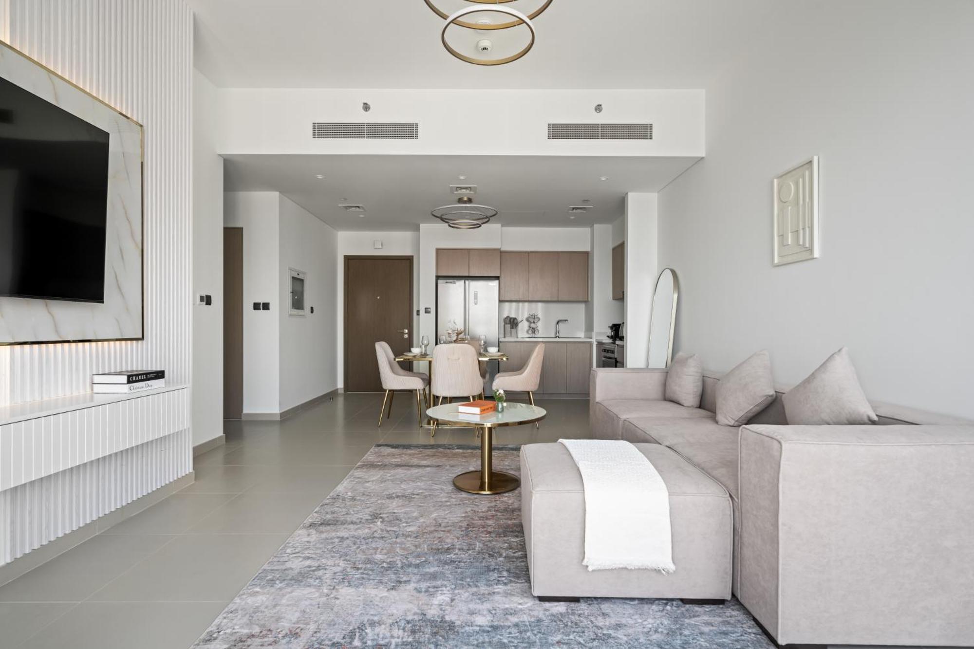 Apartamento 5 Min To Burj & Mall, Pool With Burj View *