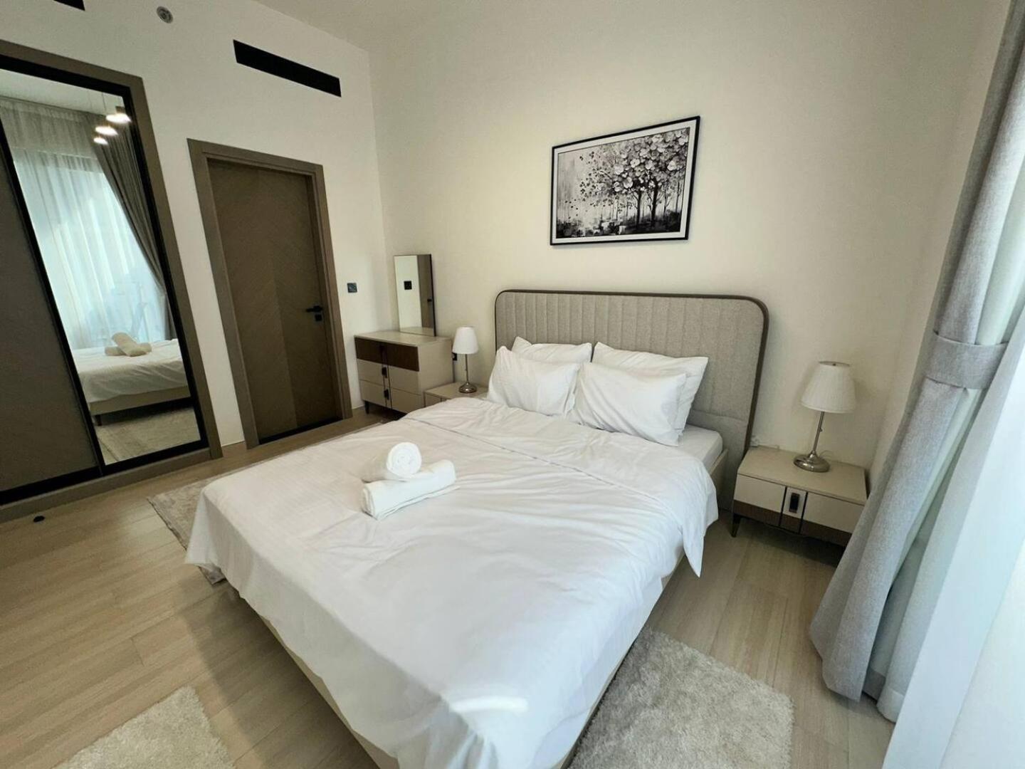Stunning 1-bedroom *