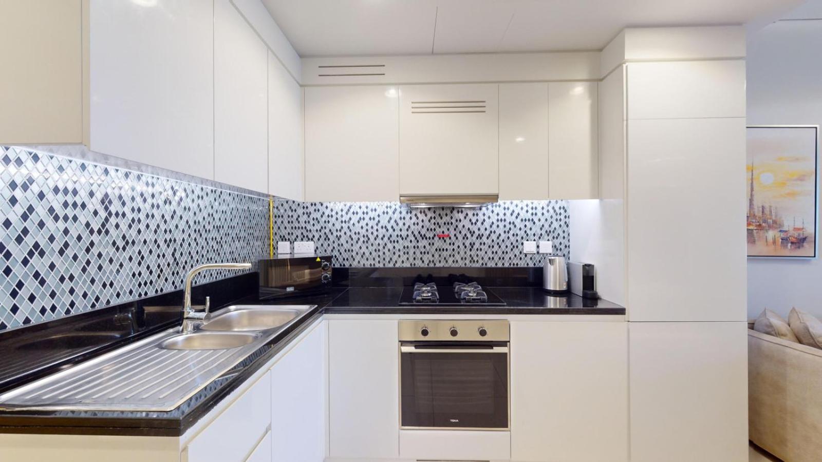 Aykon - Stunning Two Bedroom With View *