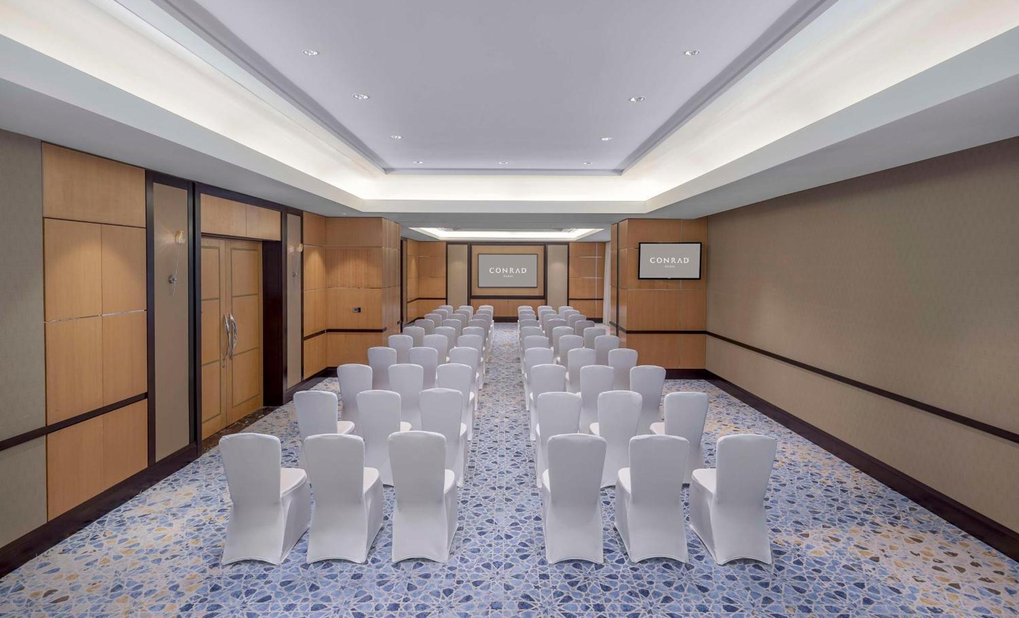 Conrad 5*