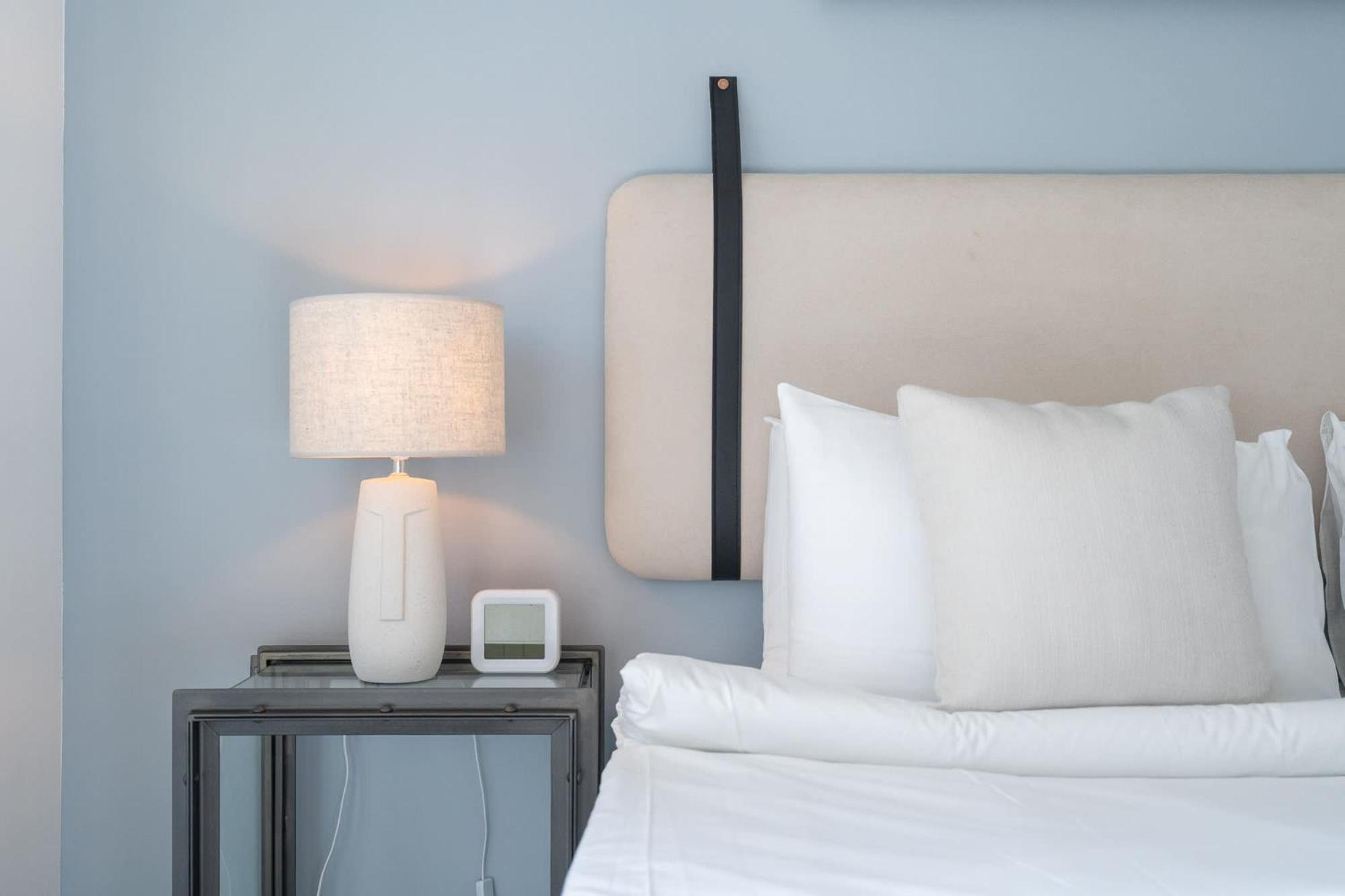 Cozy 1-bedroom At West Avenue Tower Near Marina Apartment