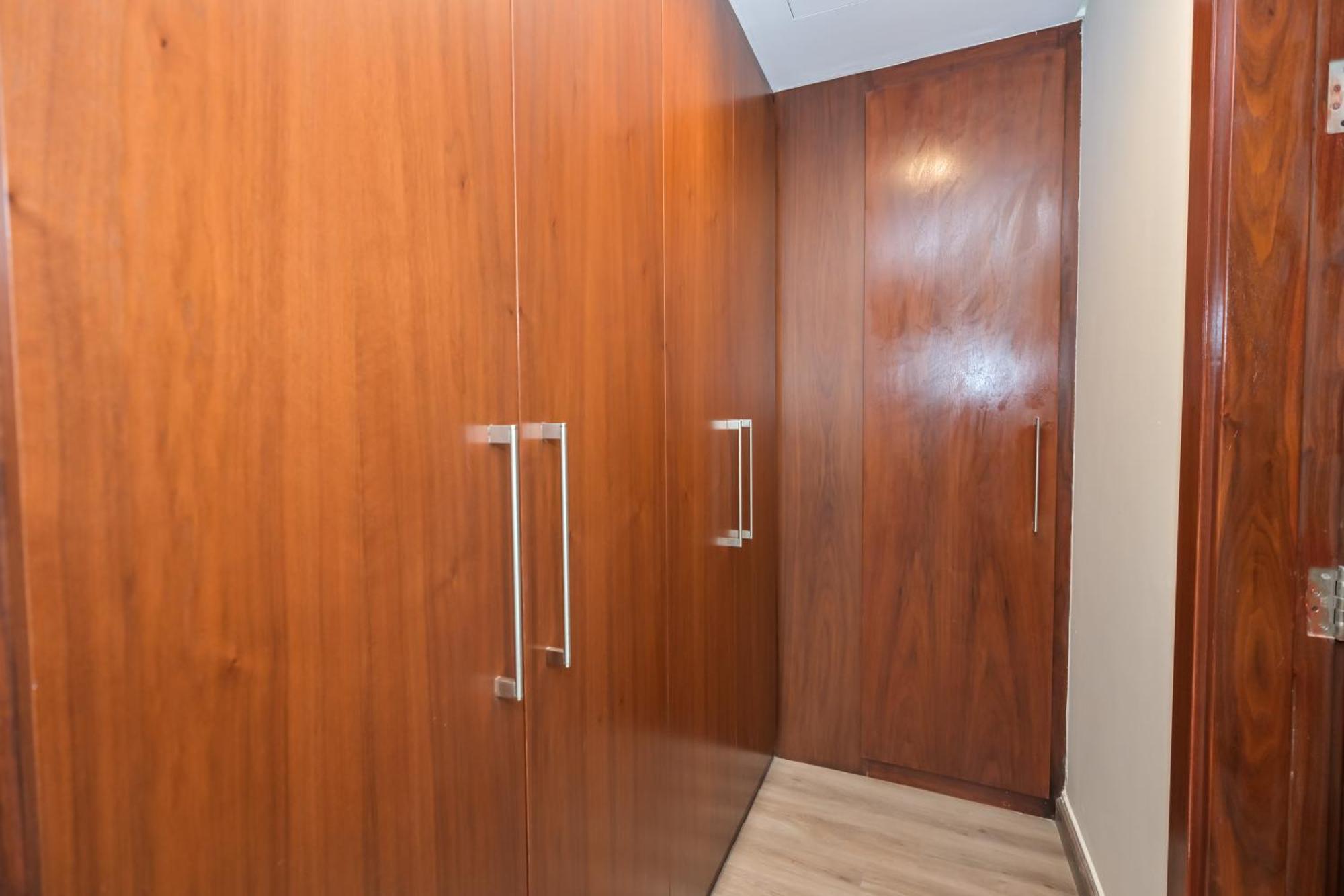 Daire Burj Vista 2br Luxurious Wdirect Access To Mall