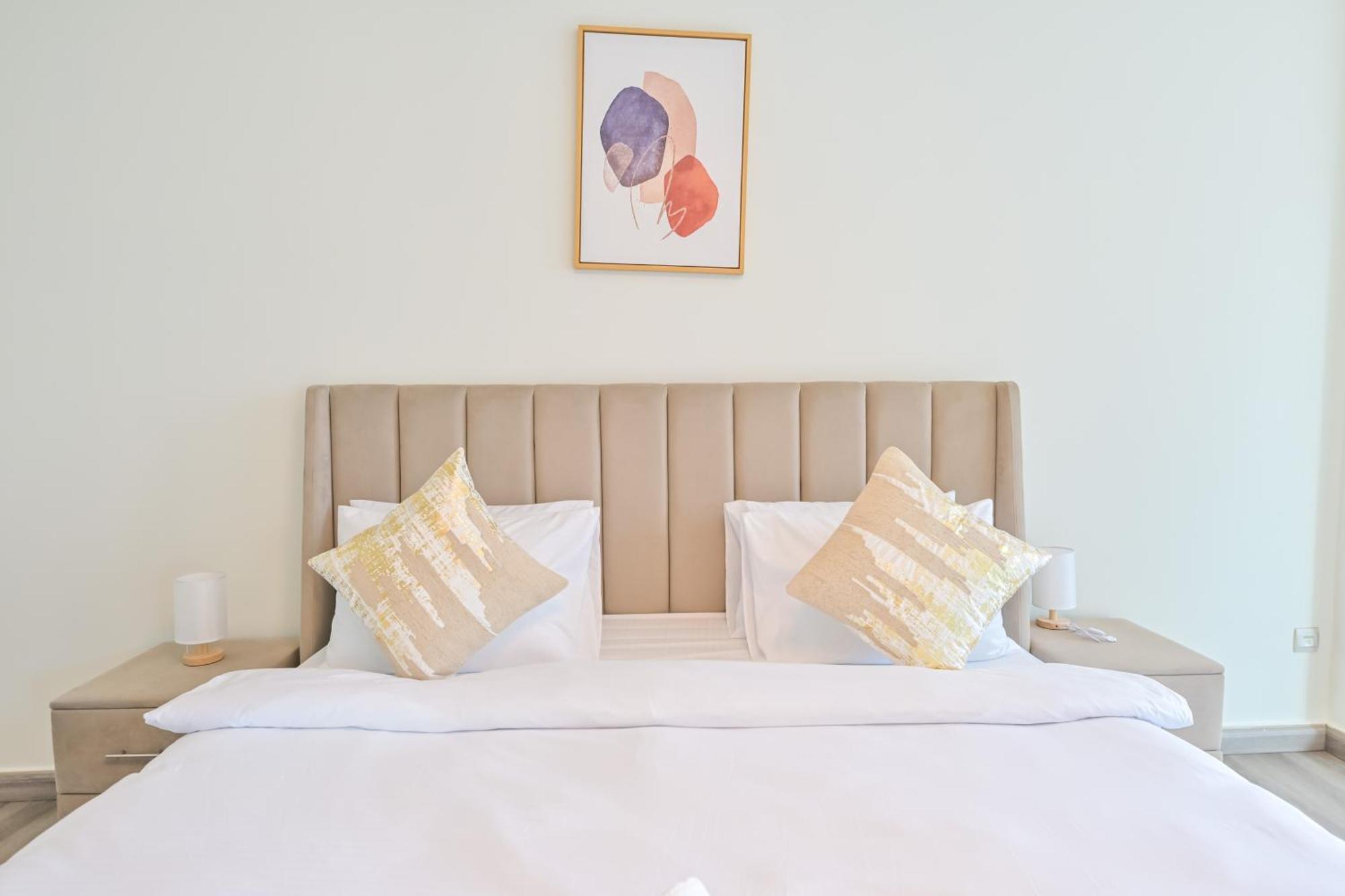 Burj Vista 2br Luxurious Wdirect Access To Mall Daire Dubai