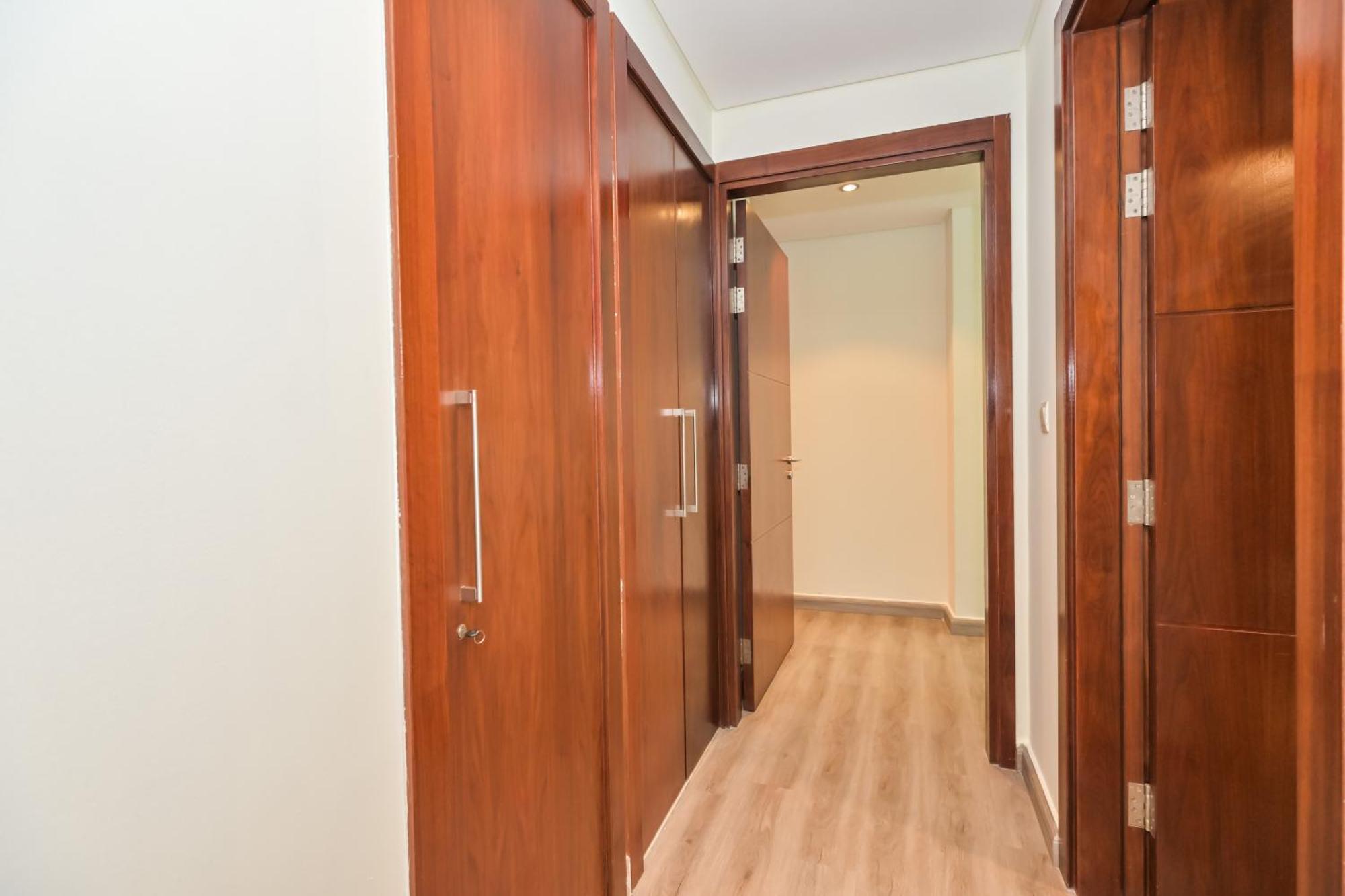 Burj Vista 2br Luxurious Wdirect Access To Mall Daire