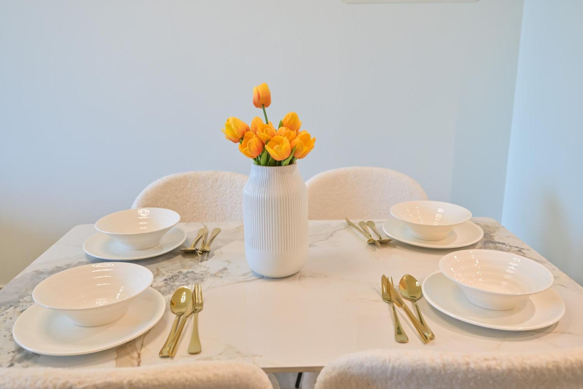Burj Vista 2br Luxurious Wdirect Access To Mall Daire Dubai