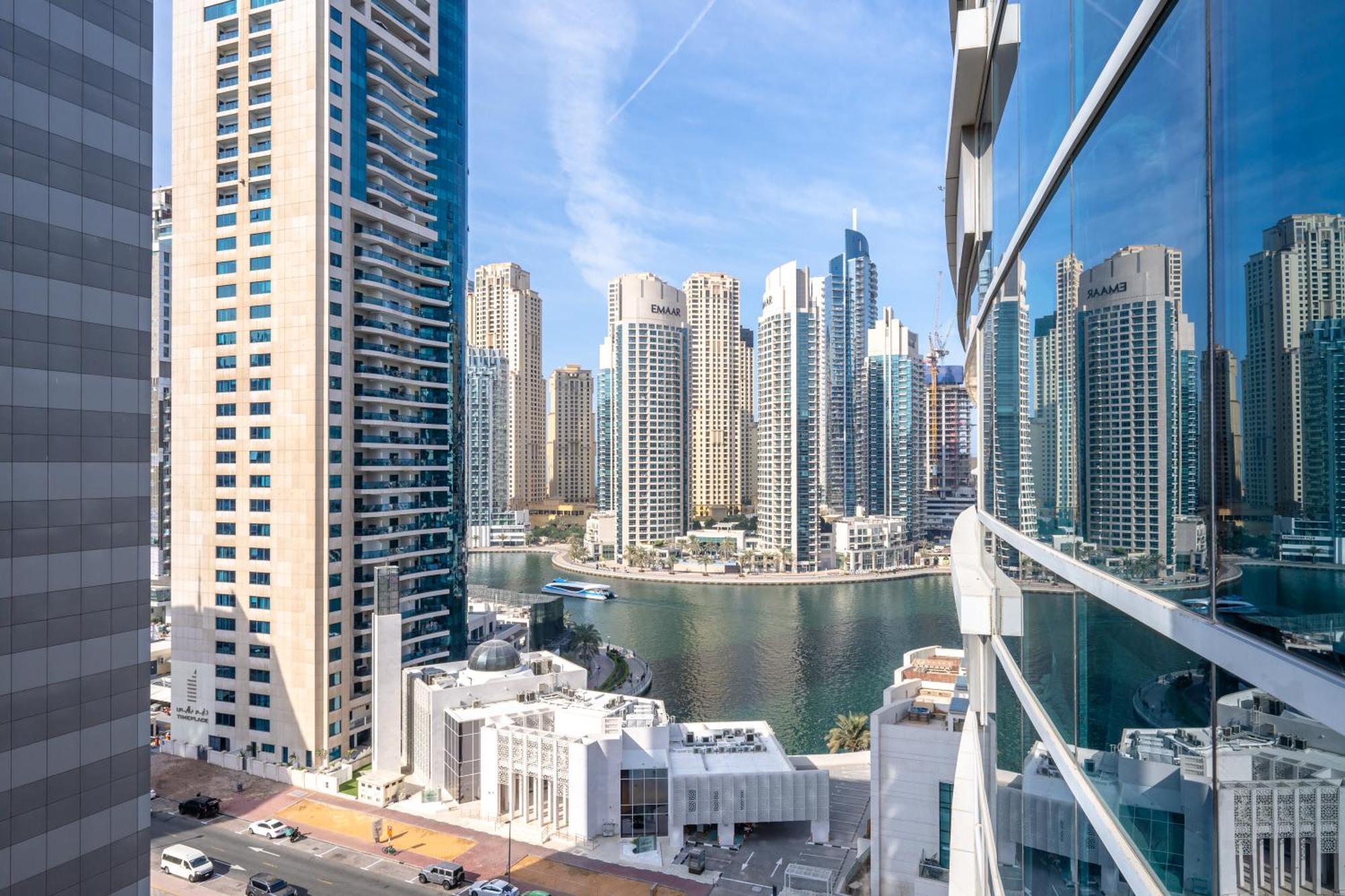 Apartment Marcopolo - Lavish 2br Next To Metro & Tram Dubai
