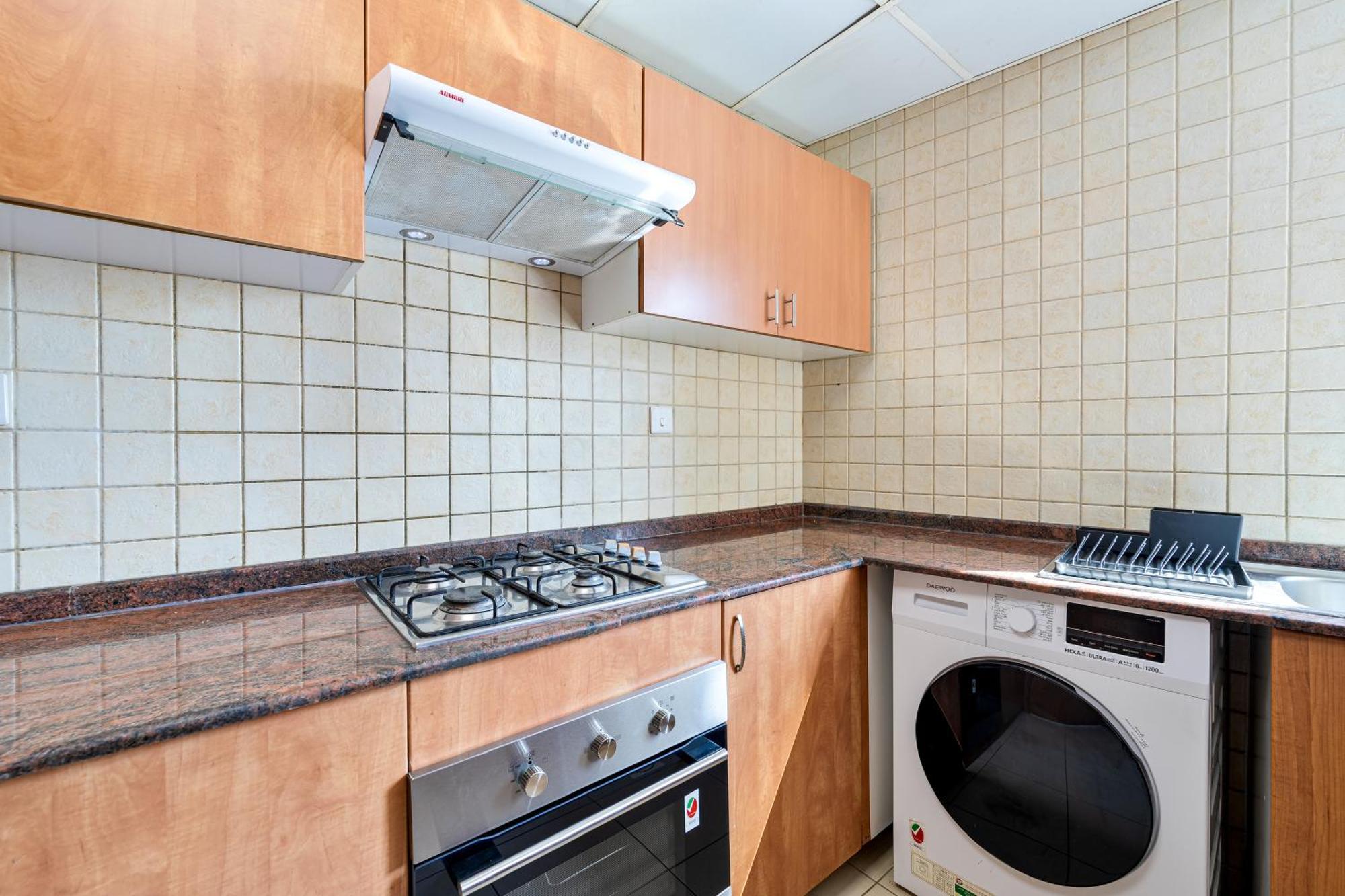 Marcopolo - Lavish 2br Next To Metro & Tram Apartment Dubai
