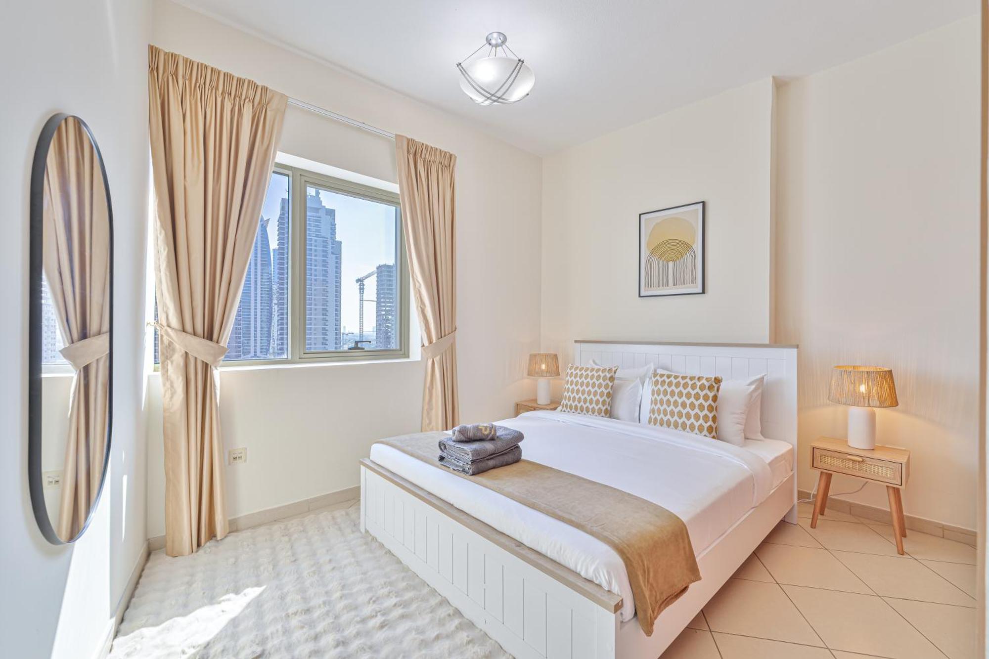 Marcopolo - Lavish 2br Next To Metro & Tram Dubai