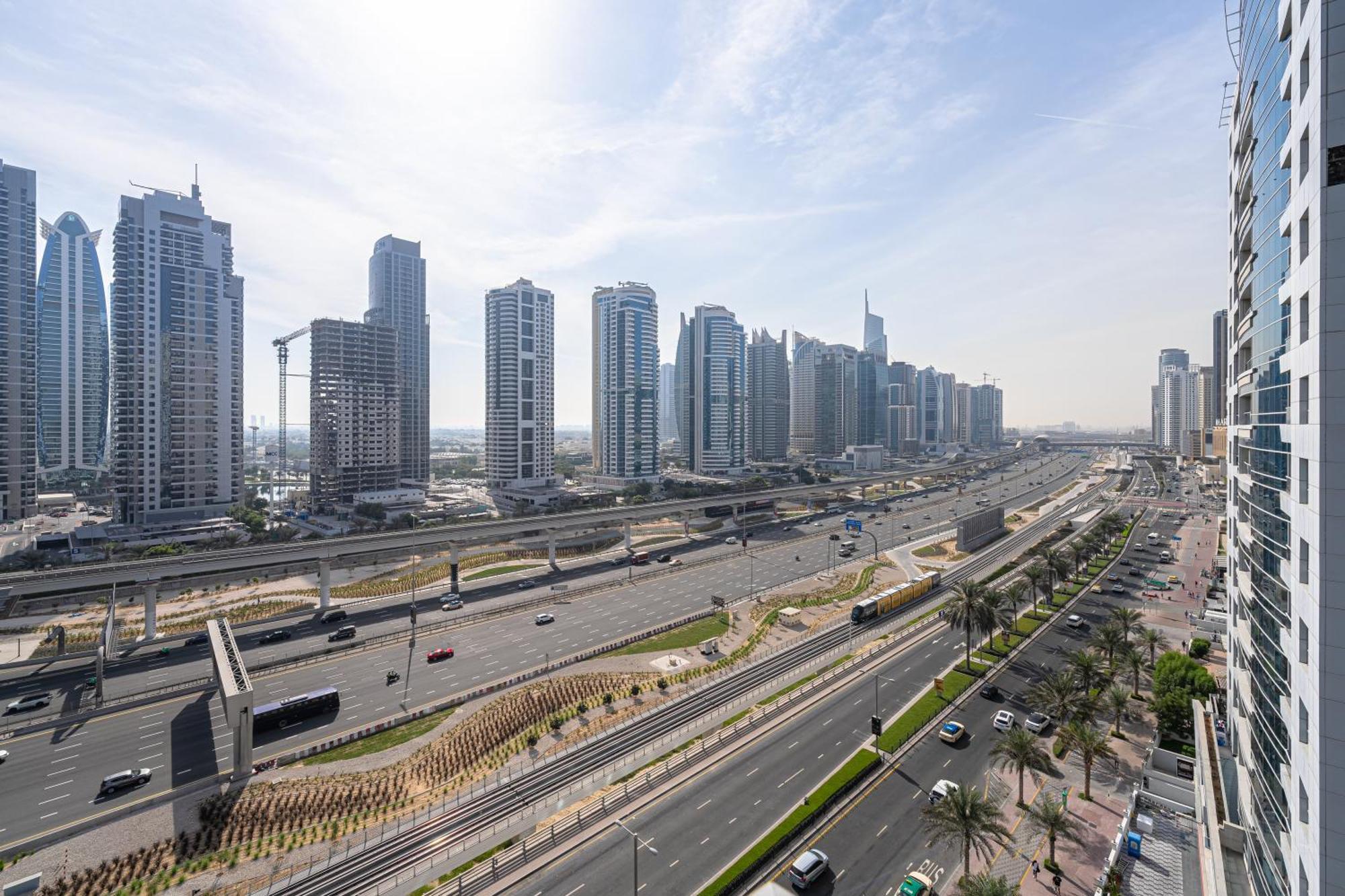 Marcopolo - Lavish 2br Next To Metro & Tram * Dubai