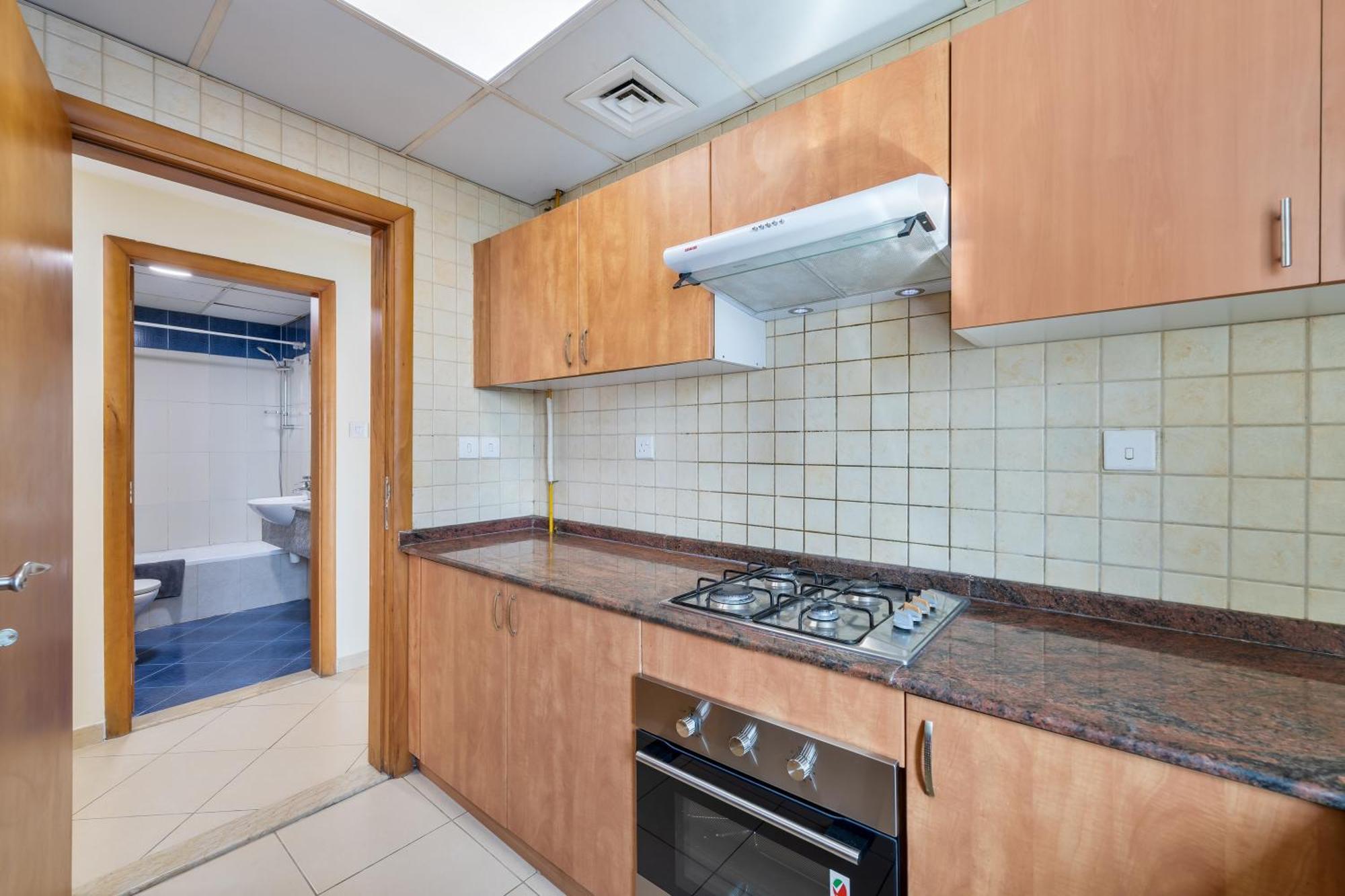 Marcopolo - Lavish 2br Next To Metro & Tram