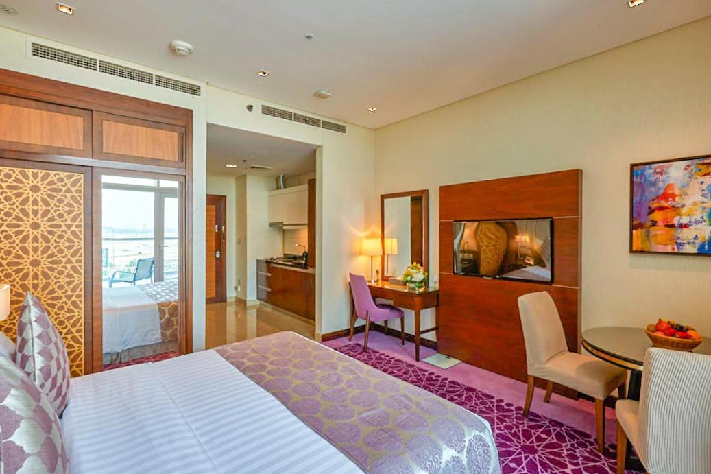 Royal Continental Business Bay 5*