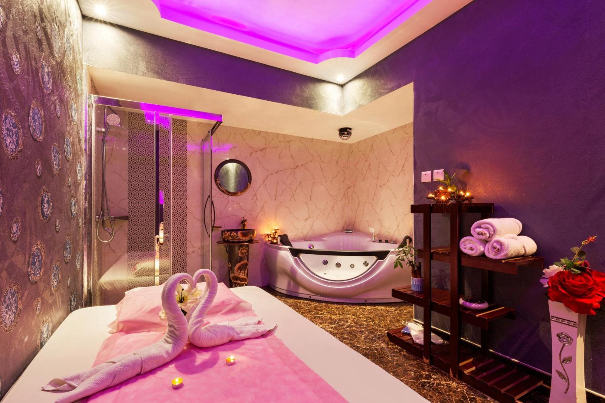 Royal Continental Business Bay Aparthotel 5*