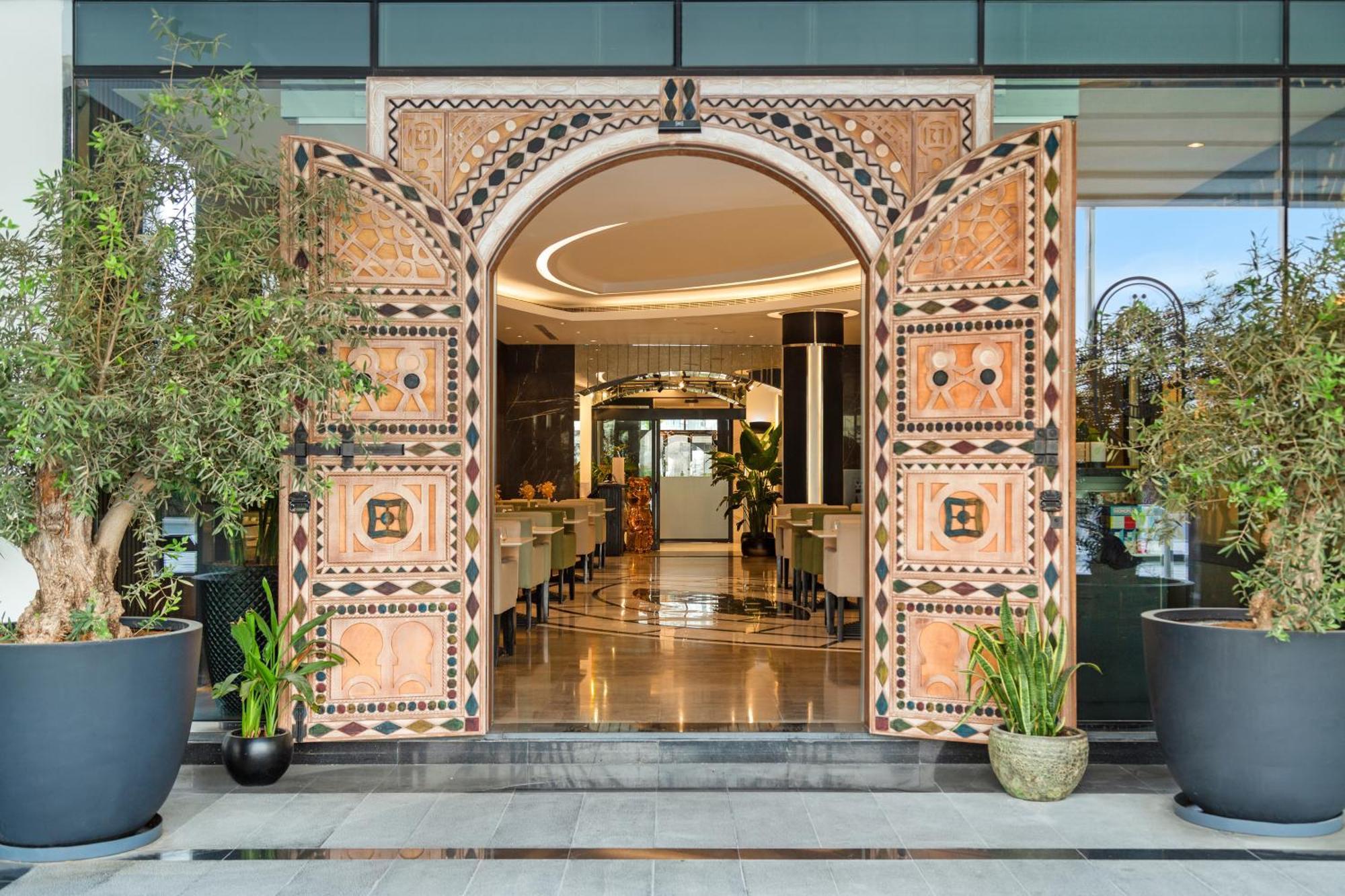 Royal Continental Business Bay Aparthotel