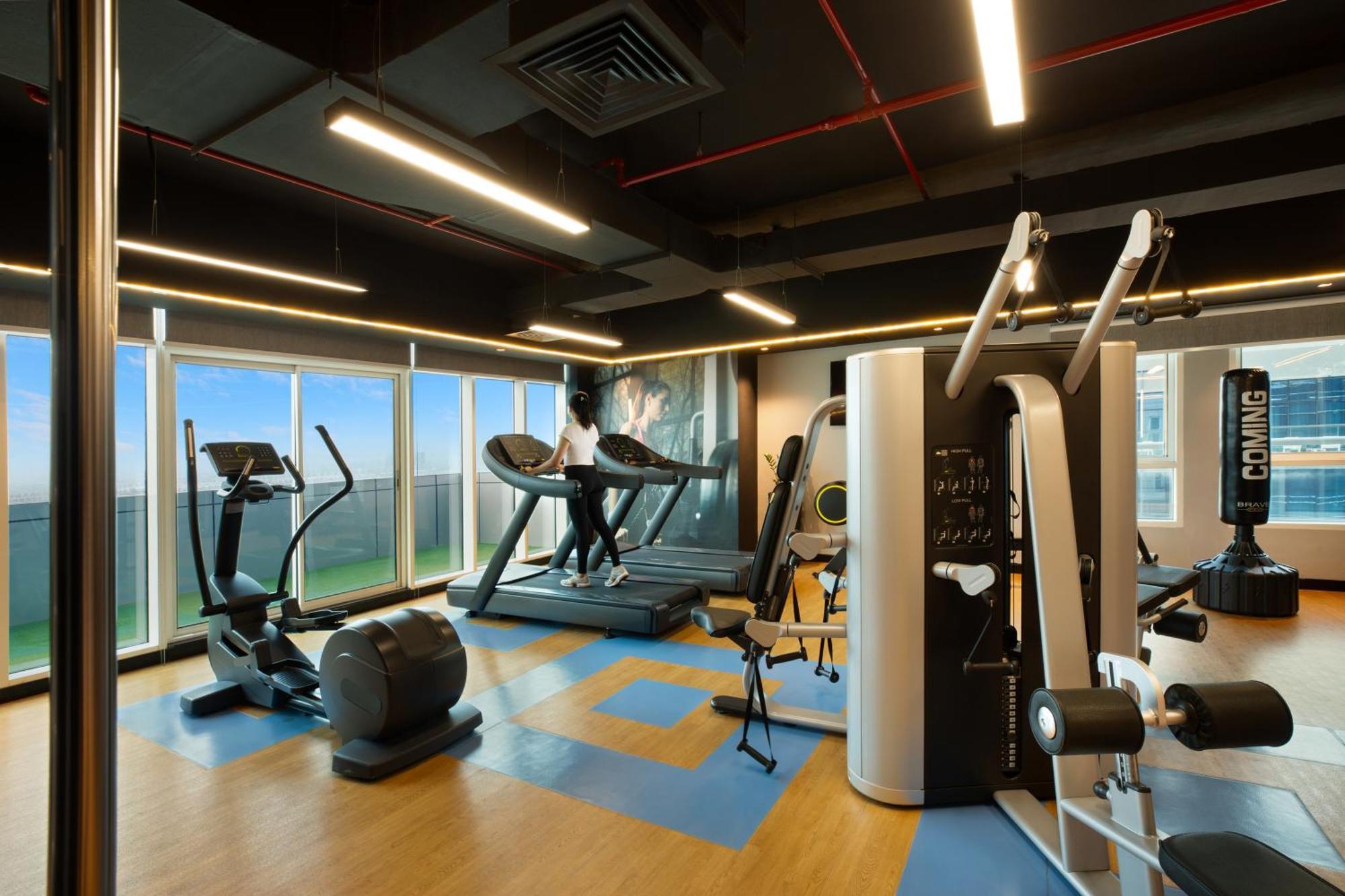 Royal Continental Business Bay Aparthotel 5*