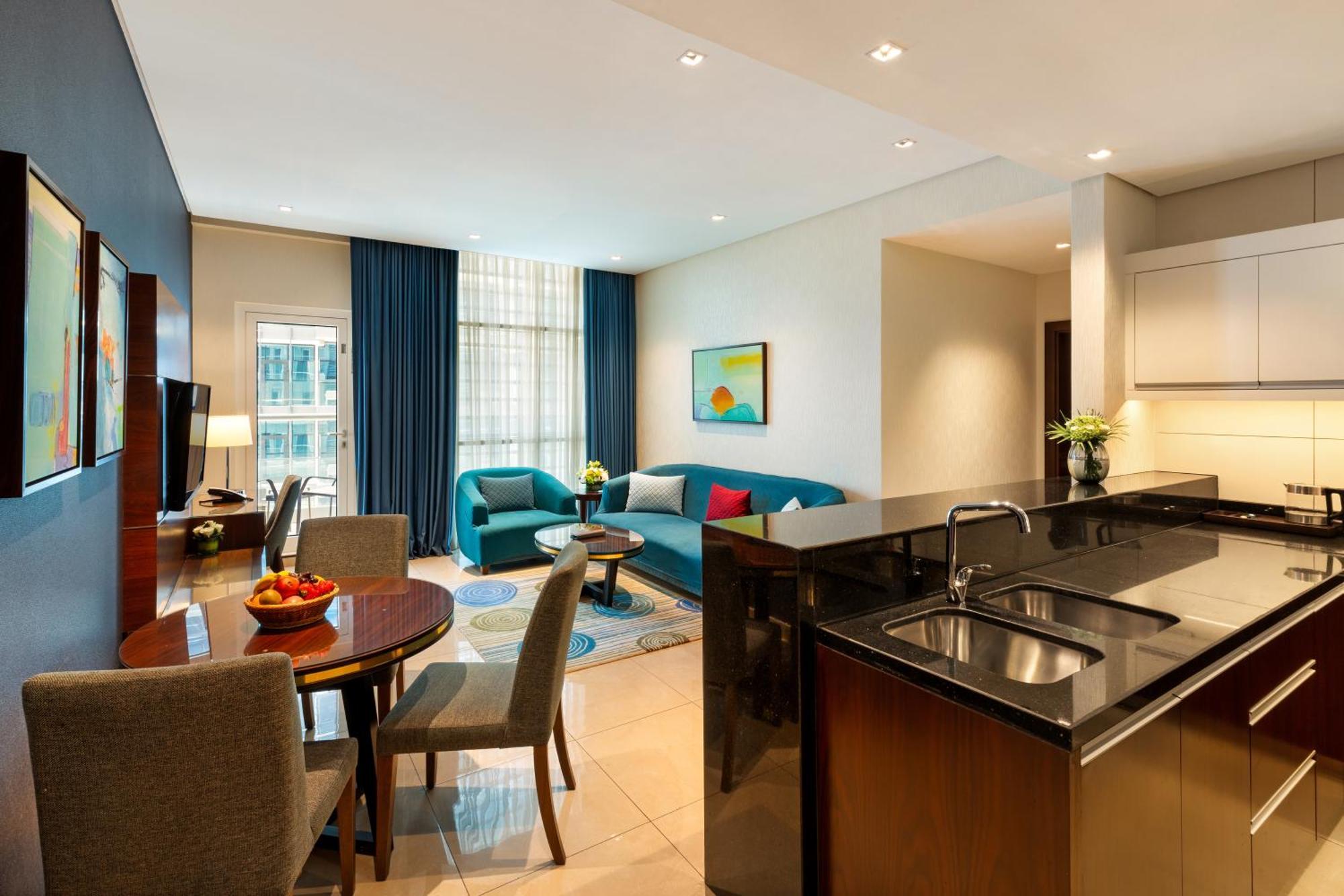Royal Continental Business Bay Aparthotel