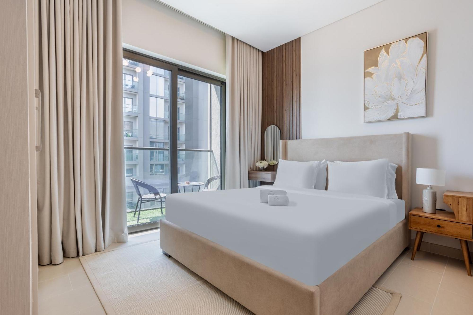Apartment By Latinem Luxury 1br Cv A2711 Near Burj Khalifa Dubai