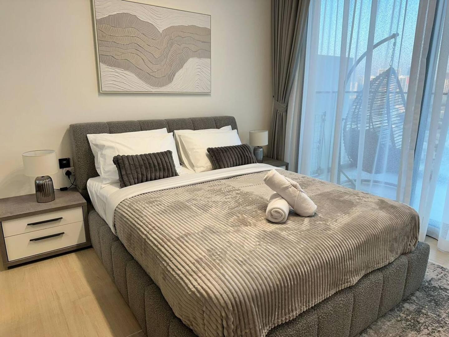 Daire Brand New Premium 1br With Pool View In Jvc *