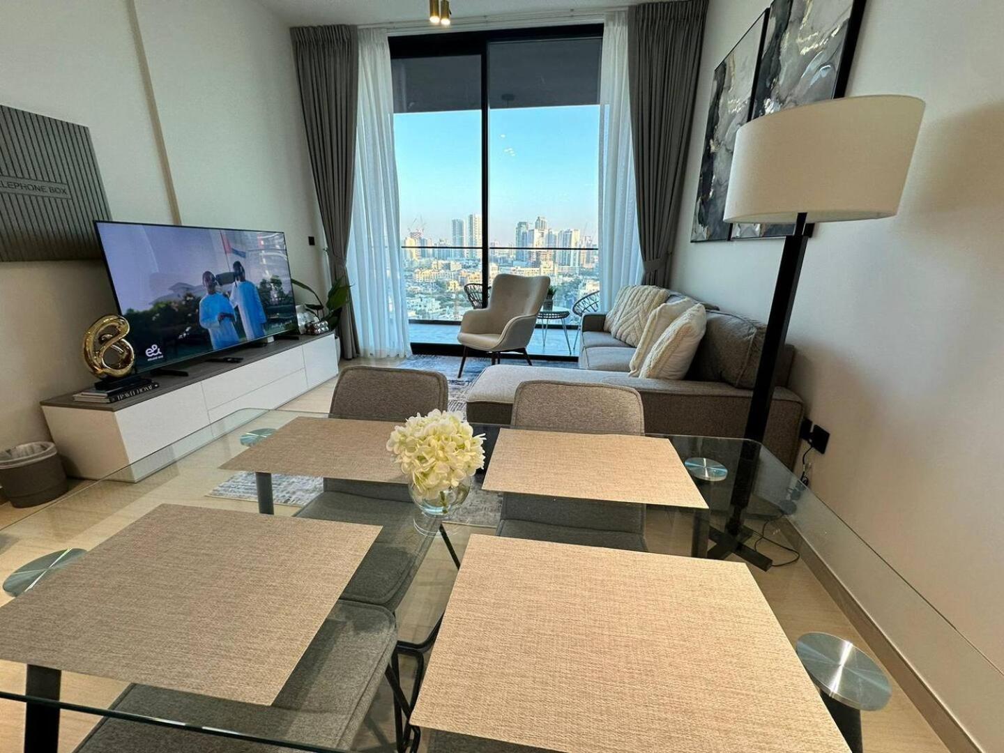Daire Brand New Premium 1br With Pool View In Jvc Dubai
