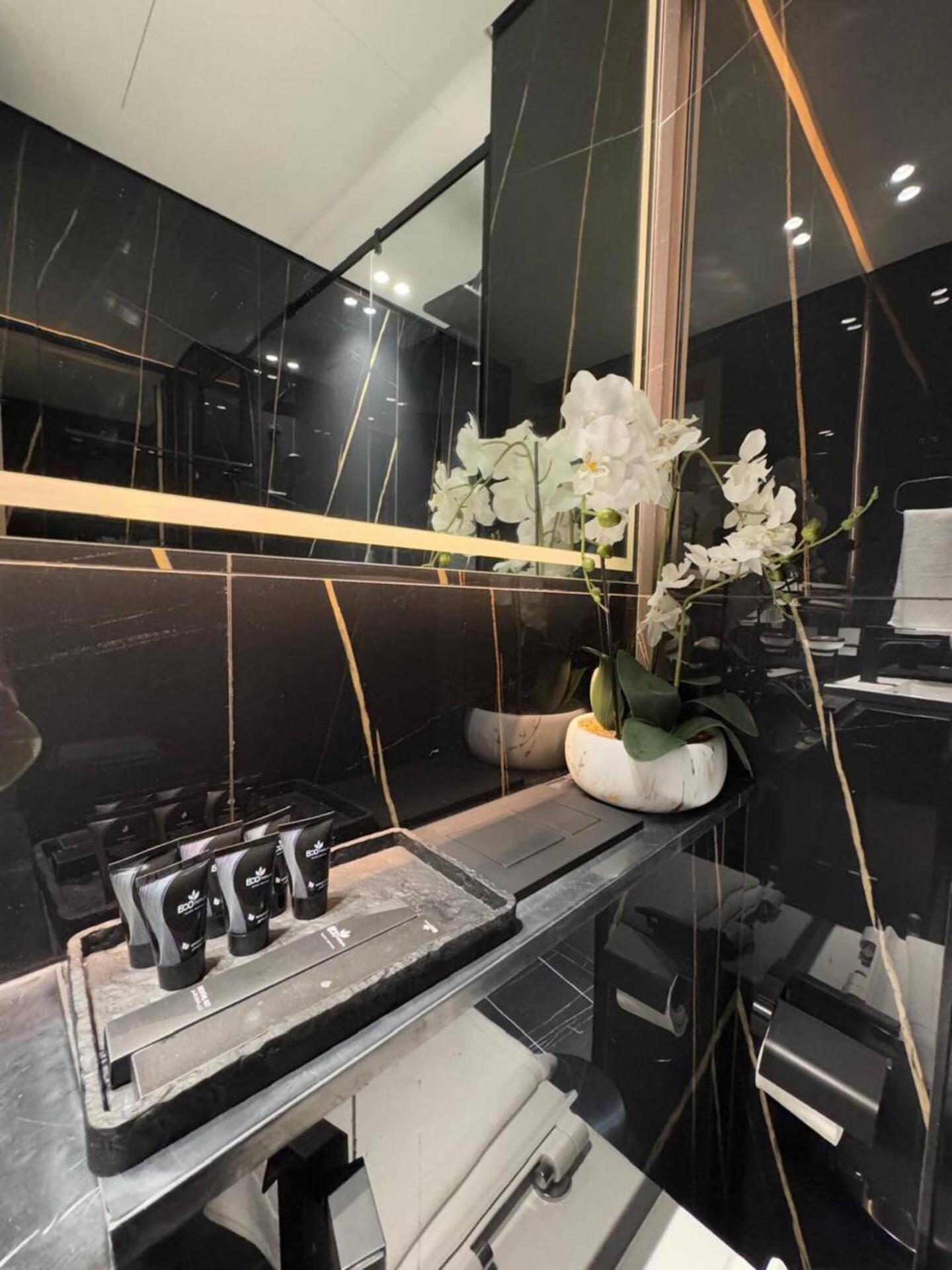 Brand New Premium 1br With Pool View In Jvc Daire