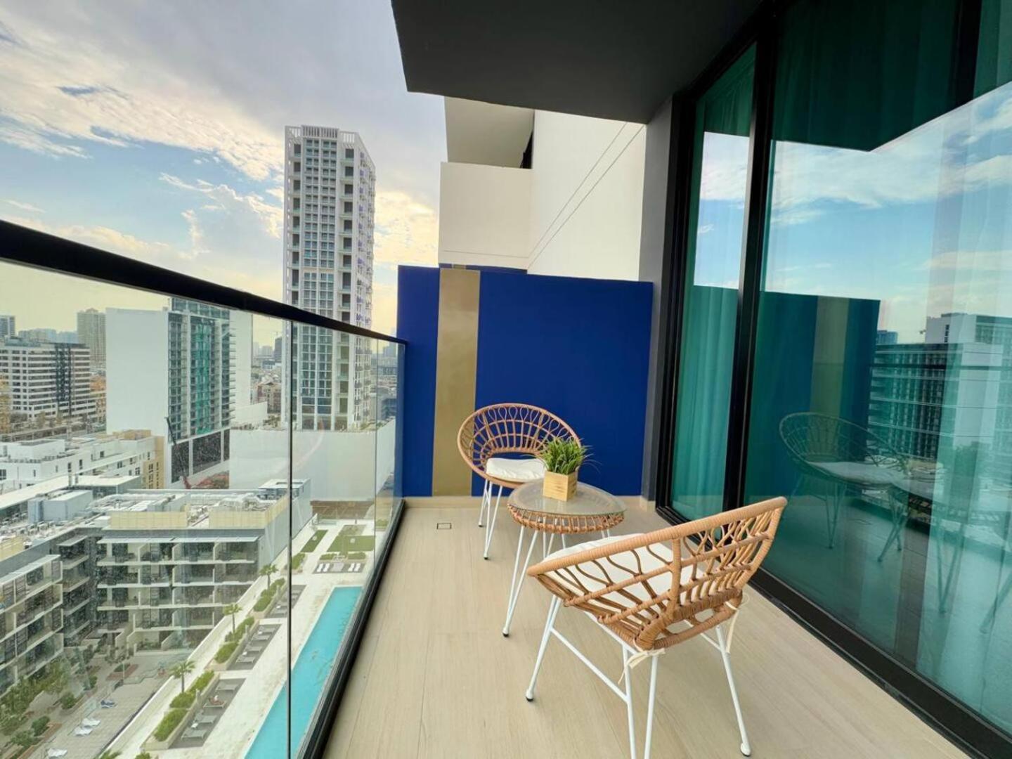 Daire Brand New Premium 1br With Pool View In Jvc Dubai