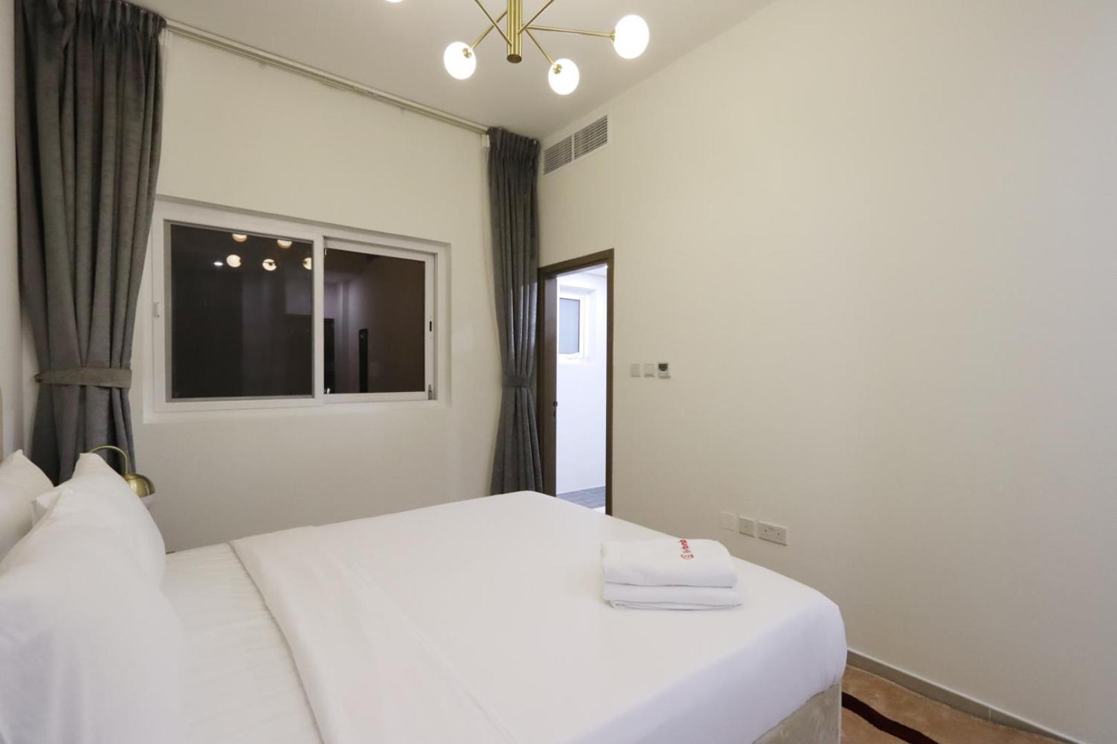 Pousada Livbnb- Classy 3br Maid's With Private Patio Dubai