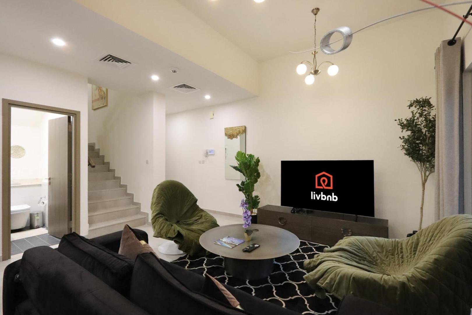 Livbnb- Classy 3br Maid's With Private Patio Pousada