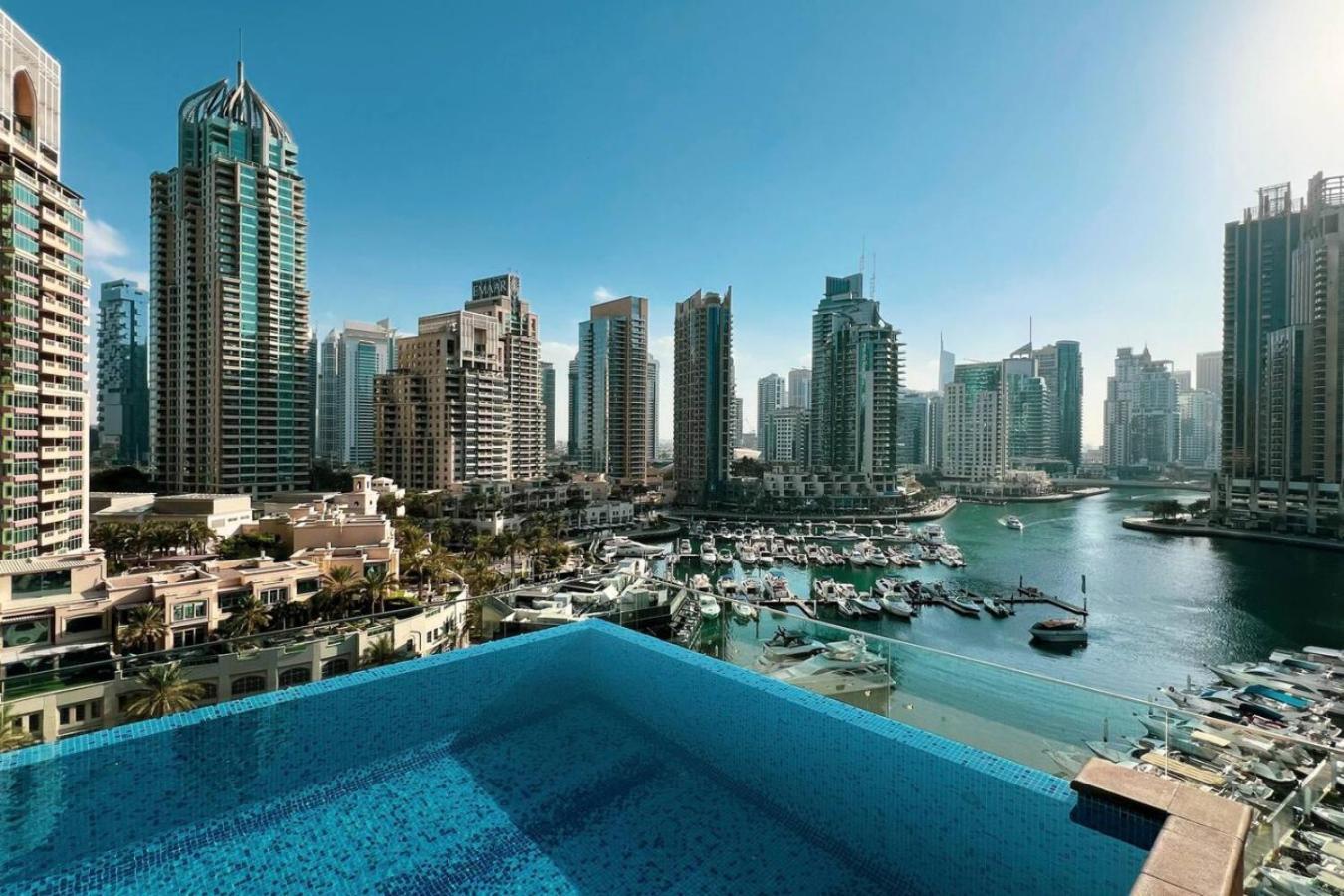 High Floor Marina Gate 1 Bdr Flat Only * Dubai