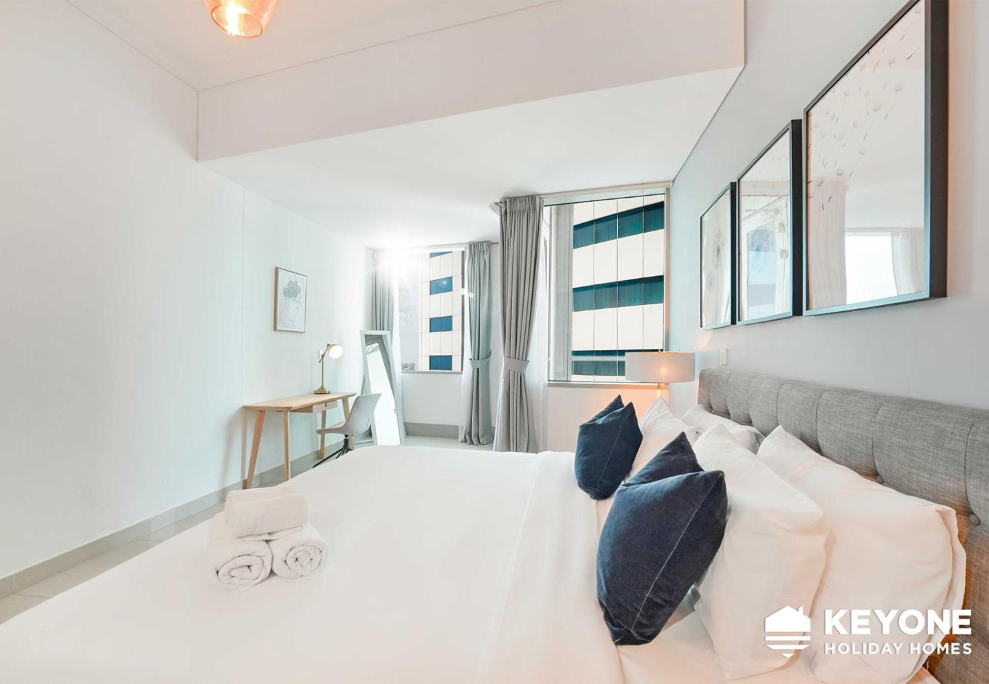 Fascinating Ocean Views In A One Bedroom * Dubai