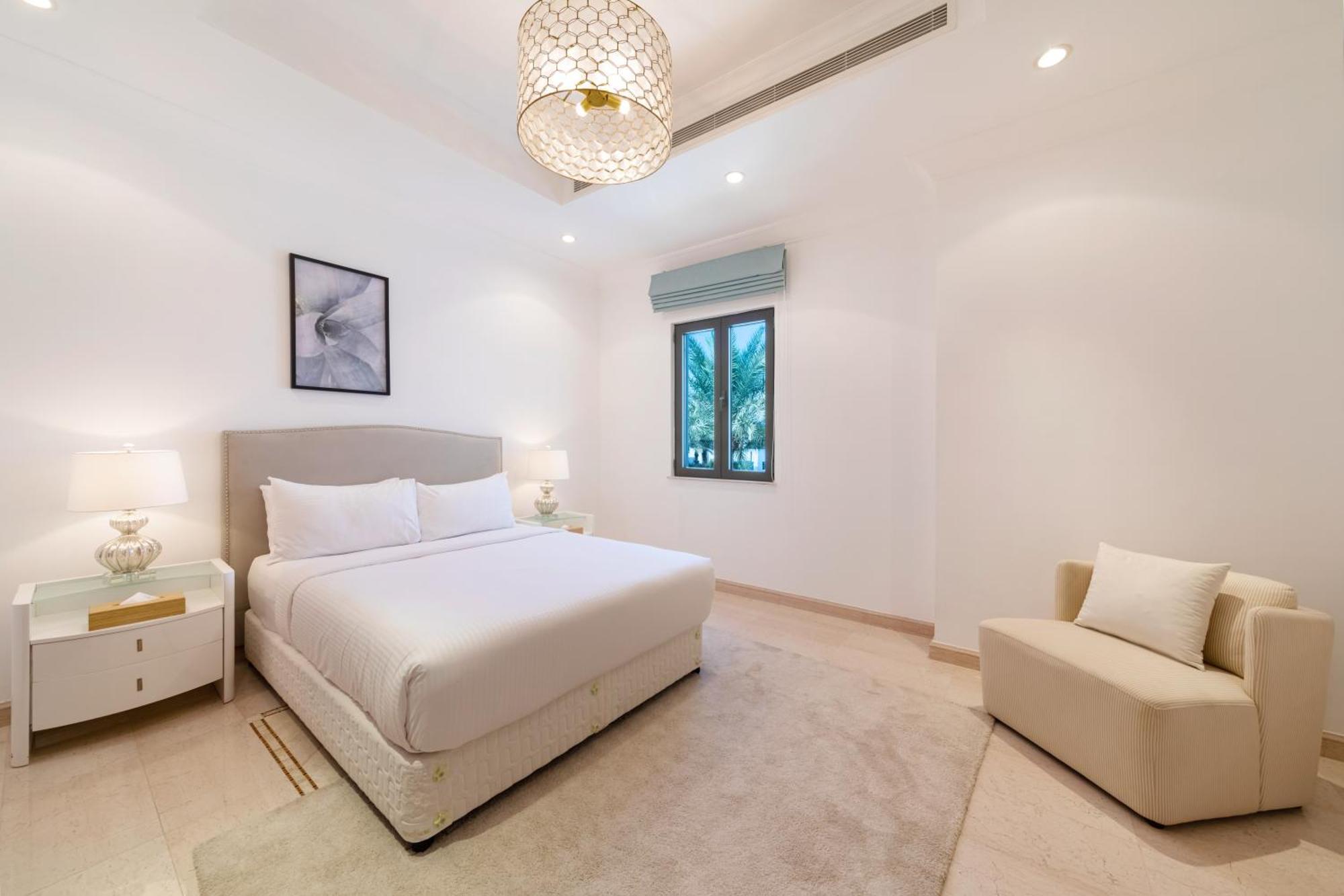 Frond K, Beachfront Signature Villas, Palm Jumeirah - Mint Villa *