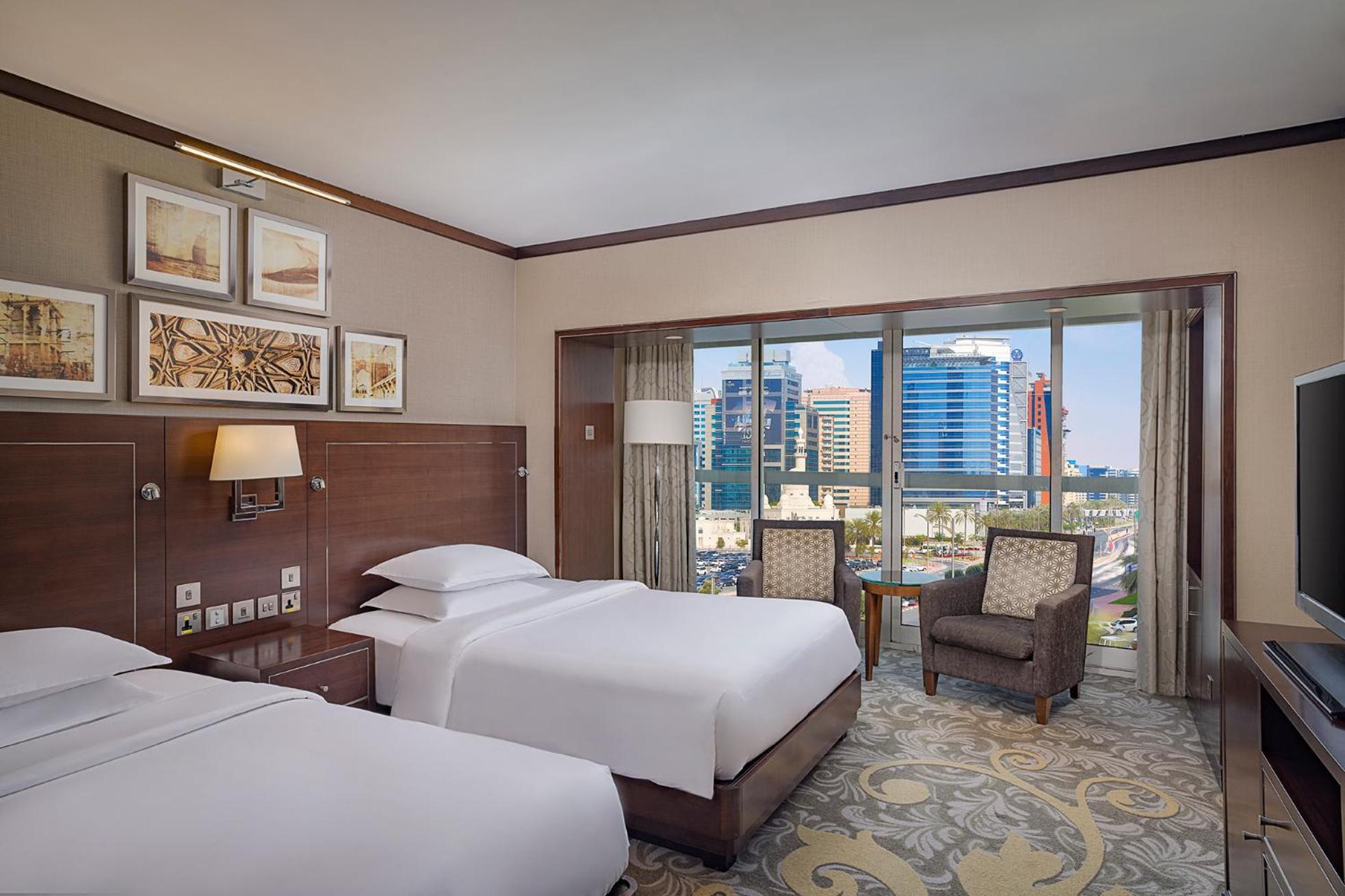 Hotel Sheraton Creek & Towers Dubai