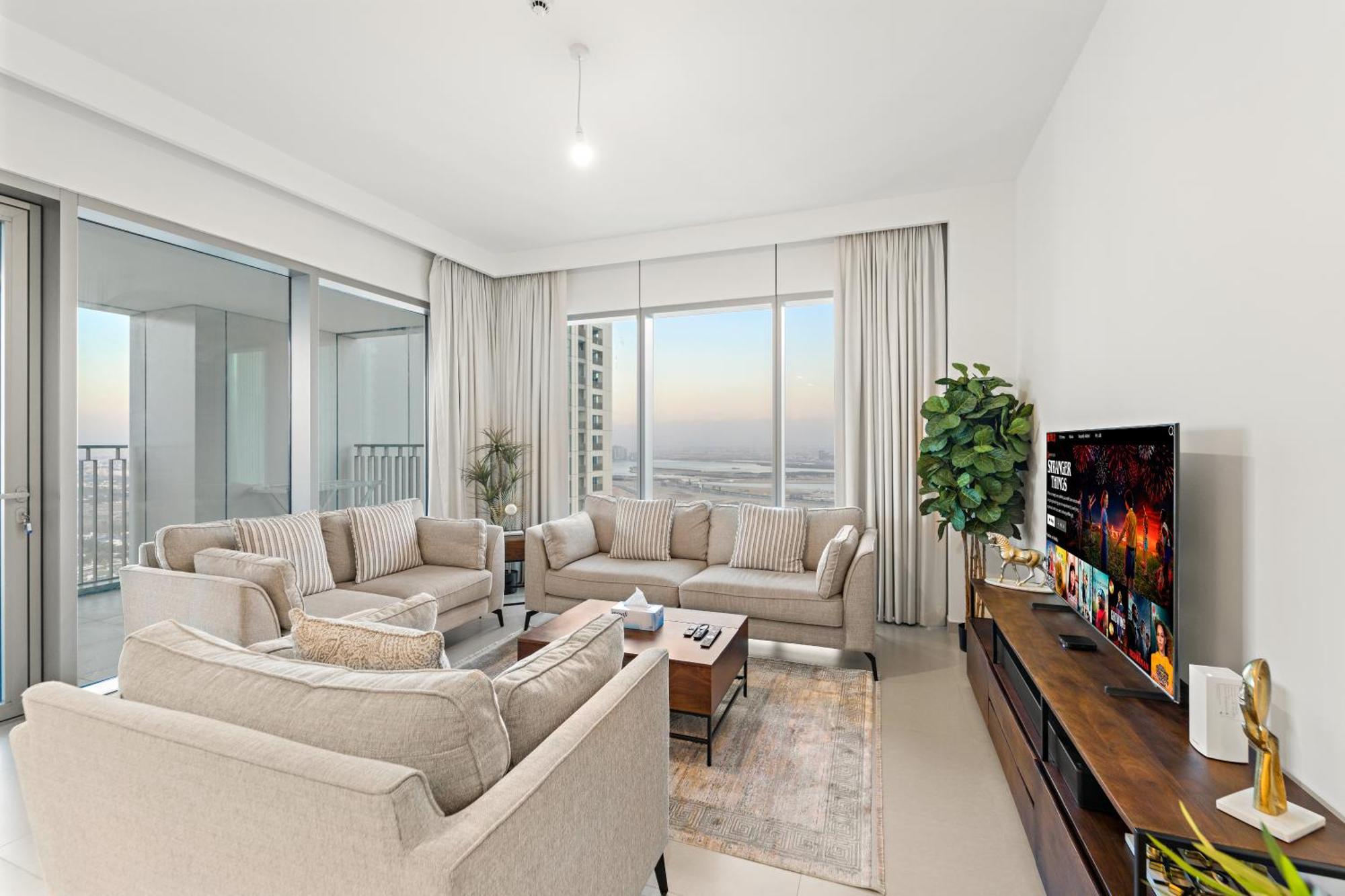 Apartment Elegant 2br In Downtown L Walk To Mall Dubai