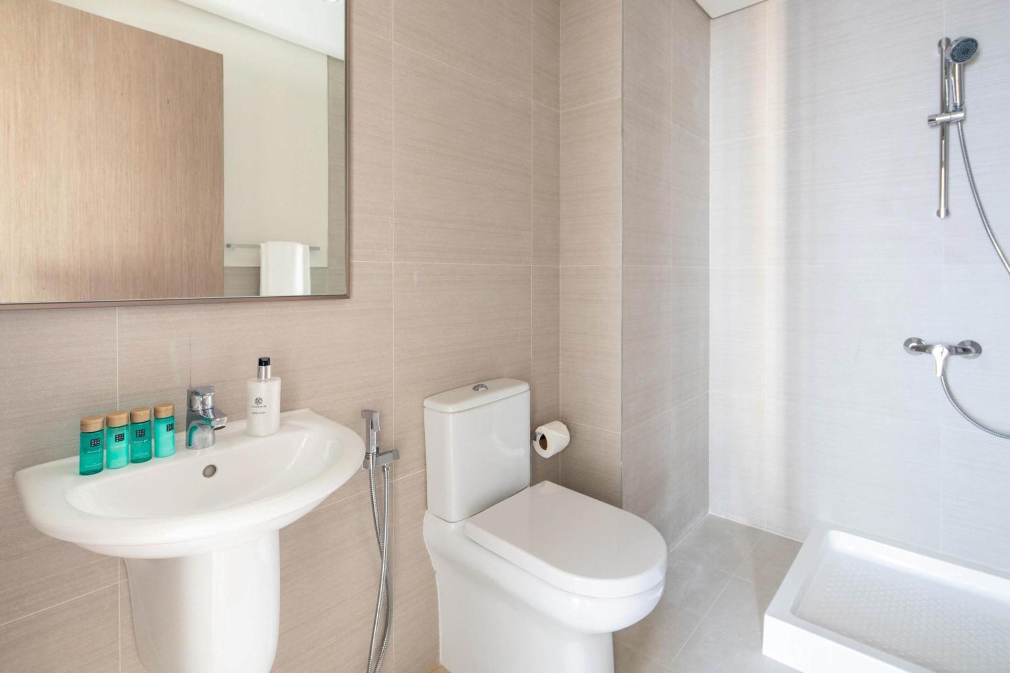 Frank Porter - Grande Signature Residences Apartamento Dubai