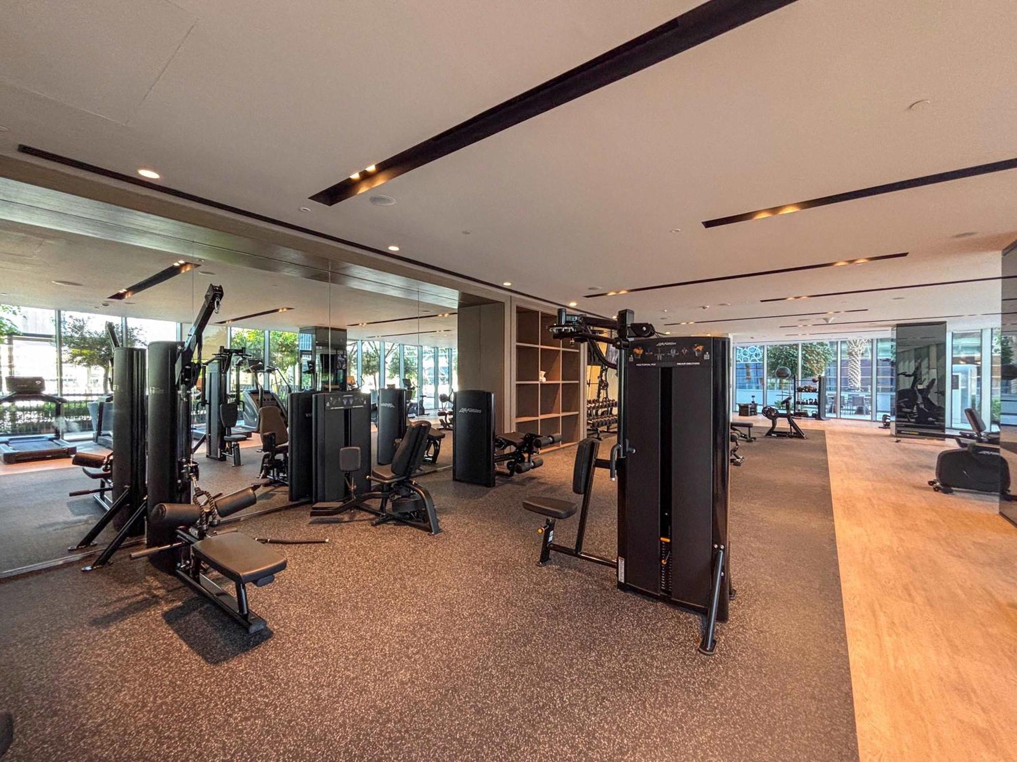 Frank Porter - Grande Signature Residences